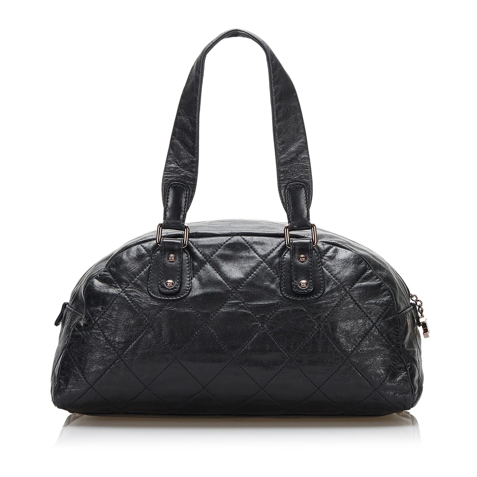 Chanel Quilted Lambskin Bowler SHG-RUjb34 Handbag