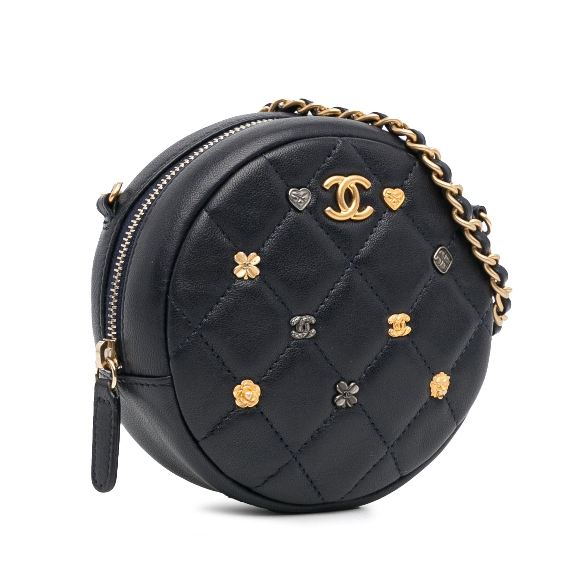 Chanel Quilted Lambskin Lucky Charms Round SHG-OY6cPQ Key Chain