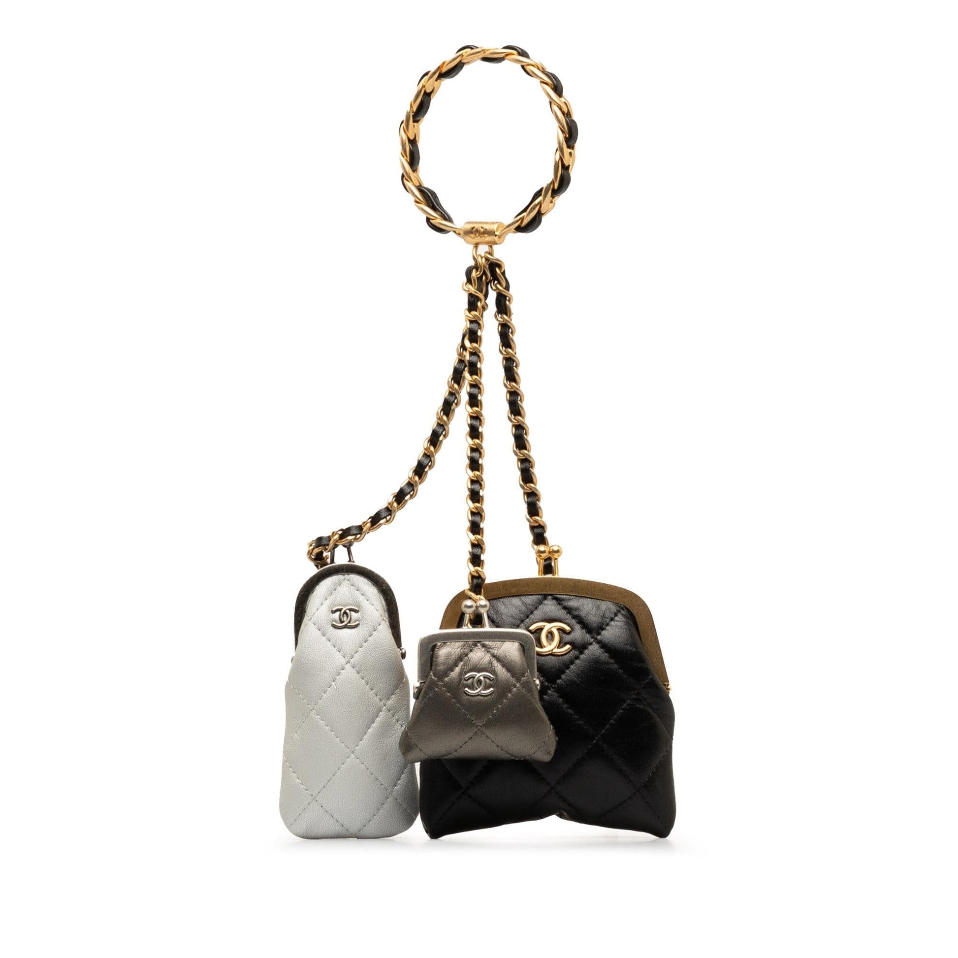 Chanel Quilted Lambskin Multi Handle SHG-ZLewa1 Clutch Bag