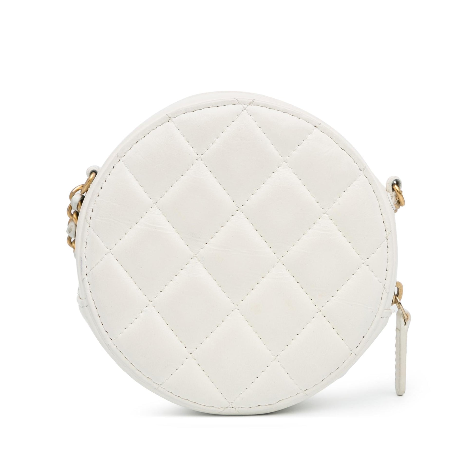 Chanel Quilted Lambskin Pearl Crush Round SHG-SbdIV9 Clutch Bag