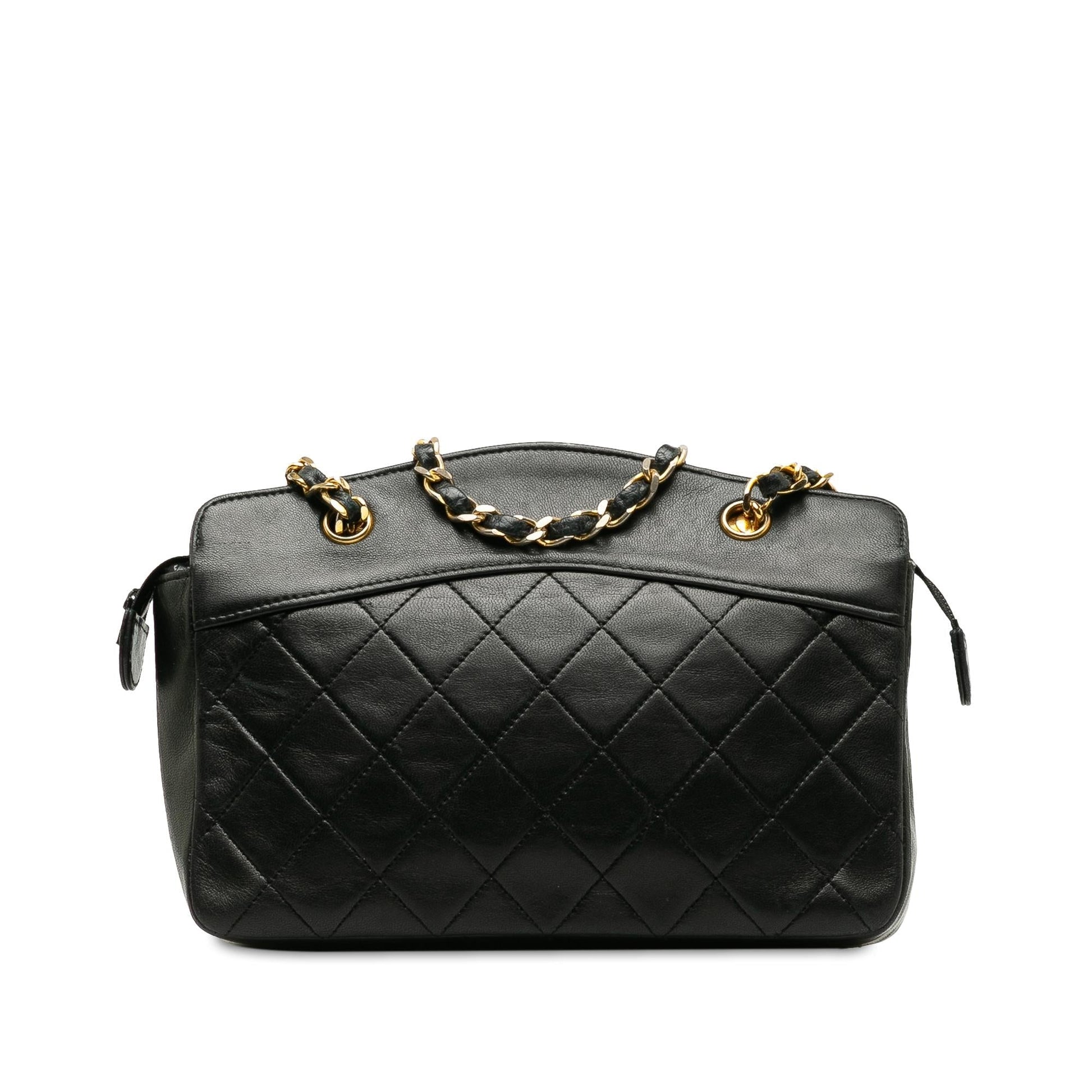 Chanel Quilted Lambskin SHG-9EbnTq Shoulder Bag
