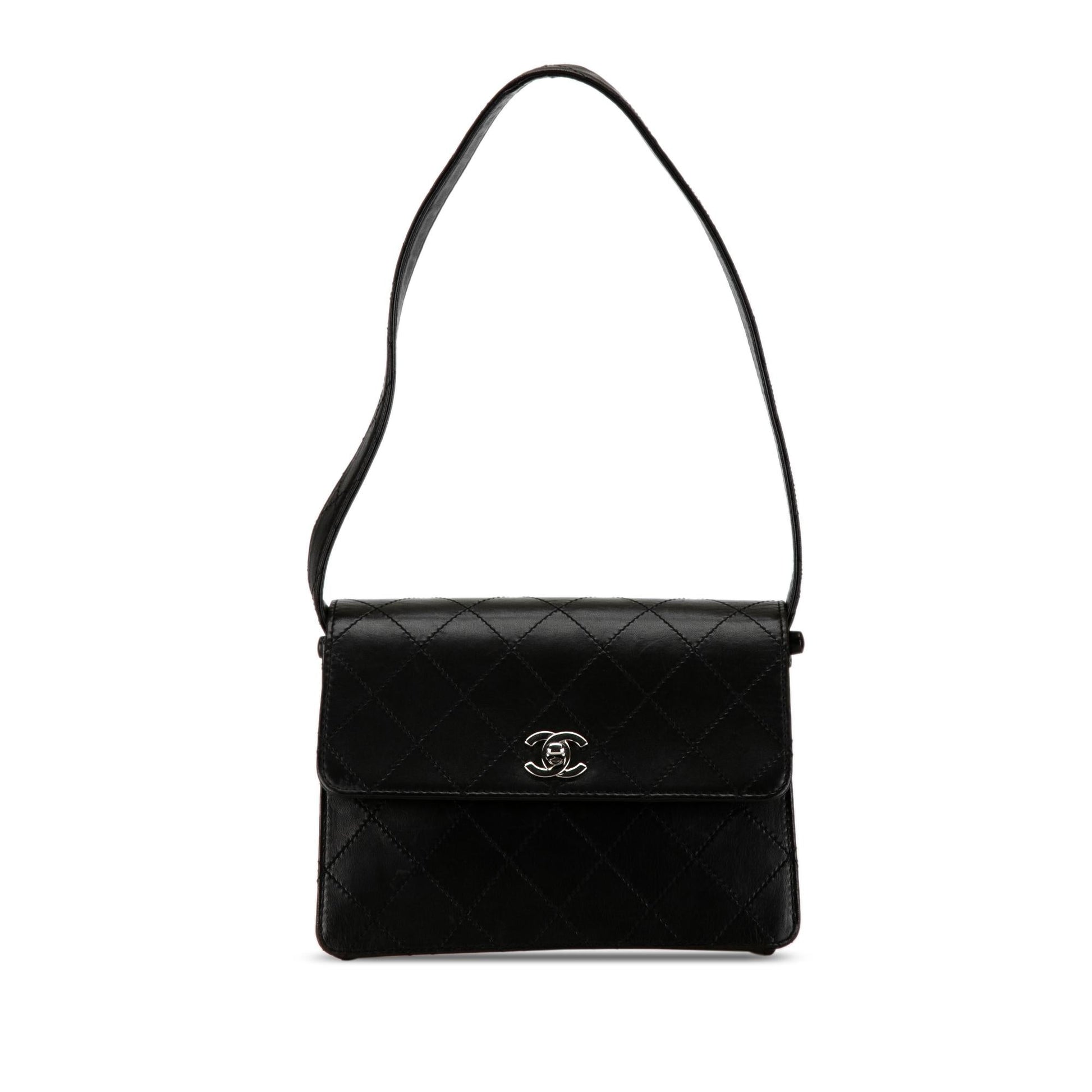 Chanel Quilted Lambskin Straight Flap SHG-OyBrk5 Handbag