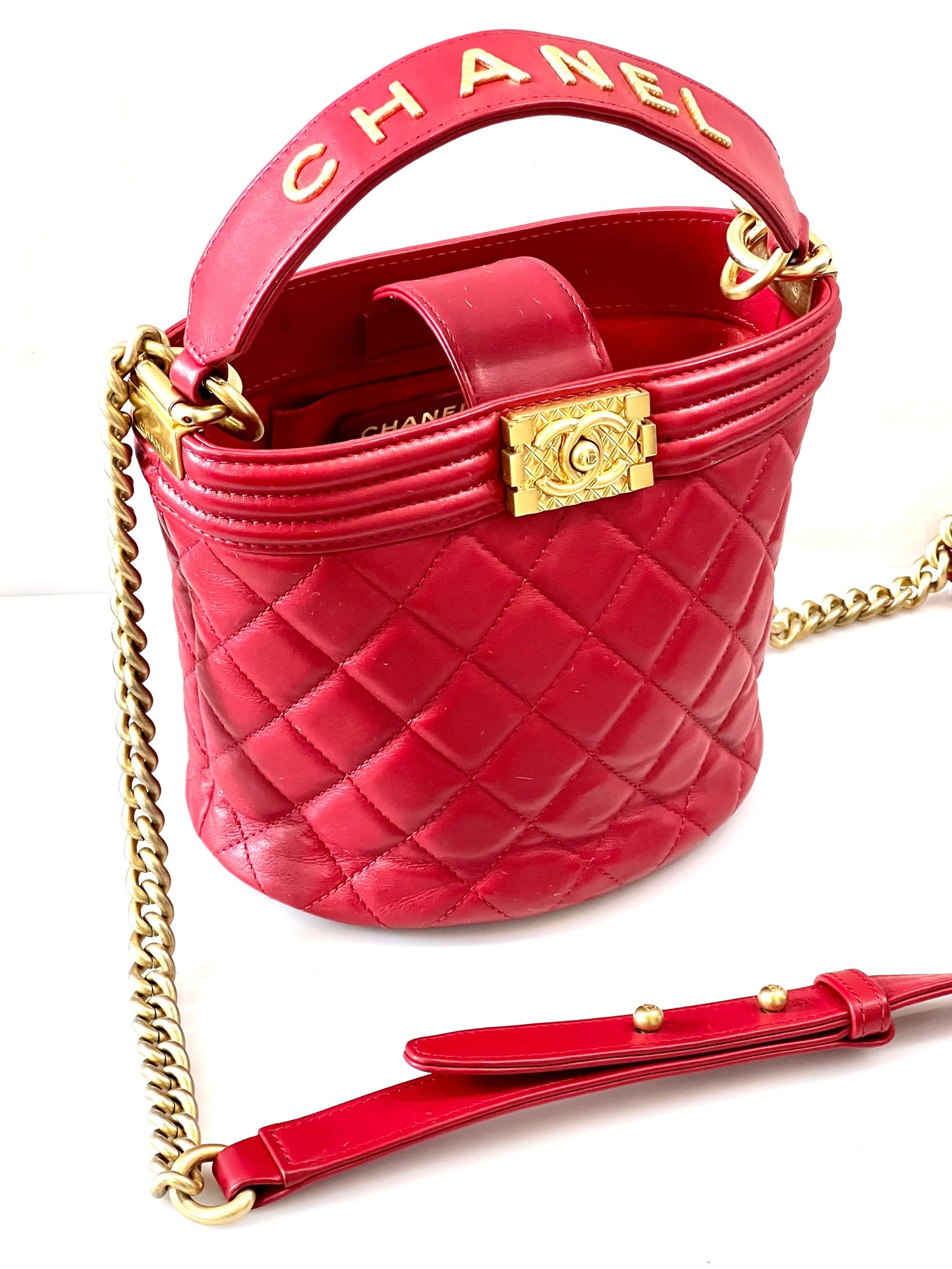 Chanel QUILTED CALFSKIN BOY BUCKET Leather Bucket Bag