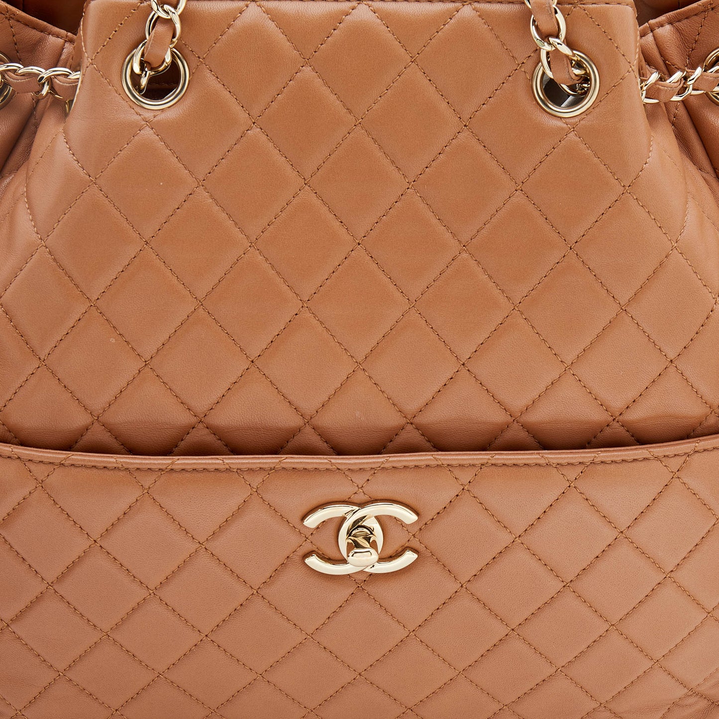Chanel QUILTED LAMBSKIN CC BUCKET Lock Leather Jewelry