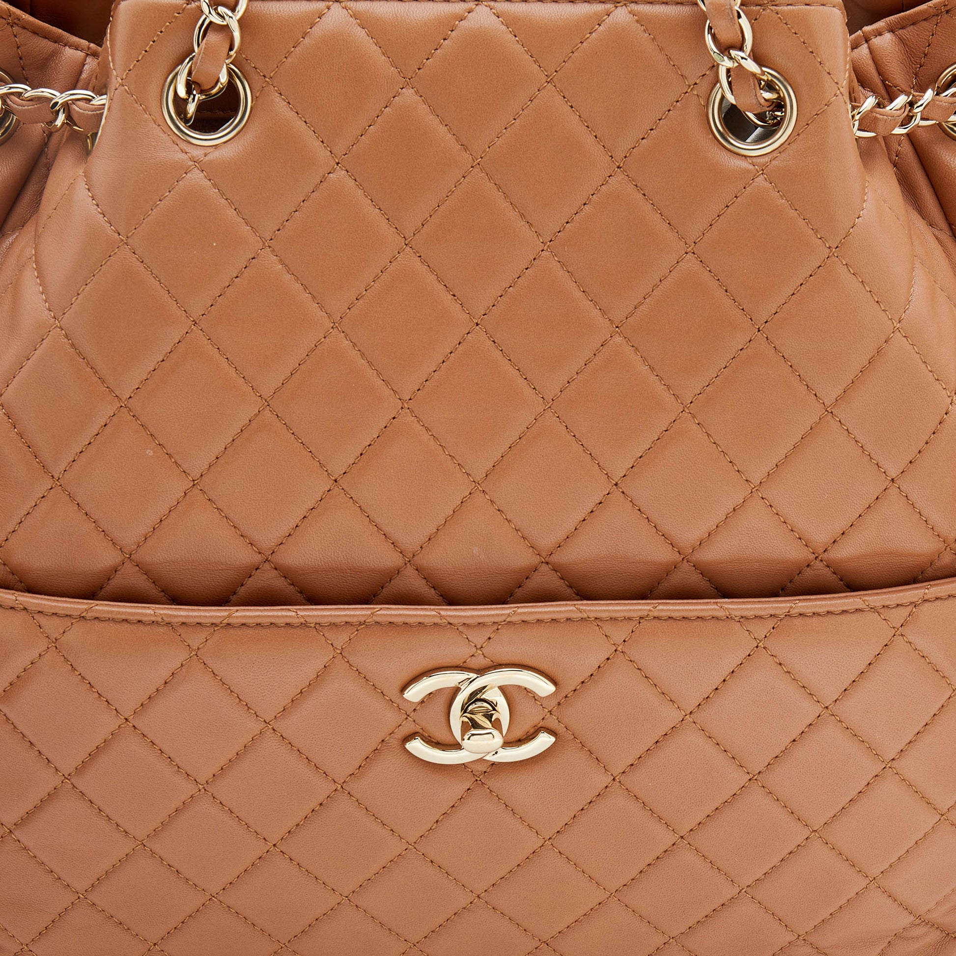 Chanel QUILTED LAMBSKIN CC BUCKET Lock Leather Jewelry