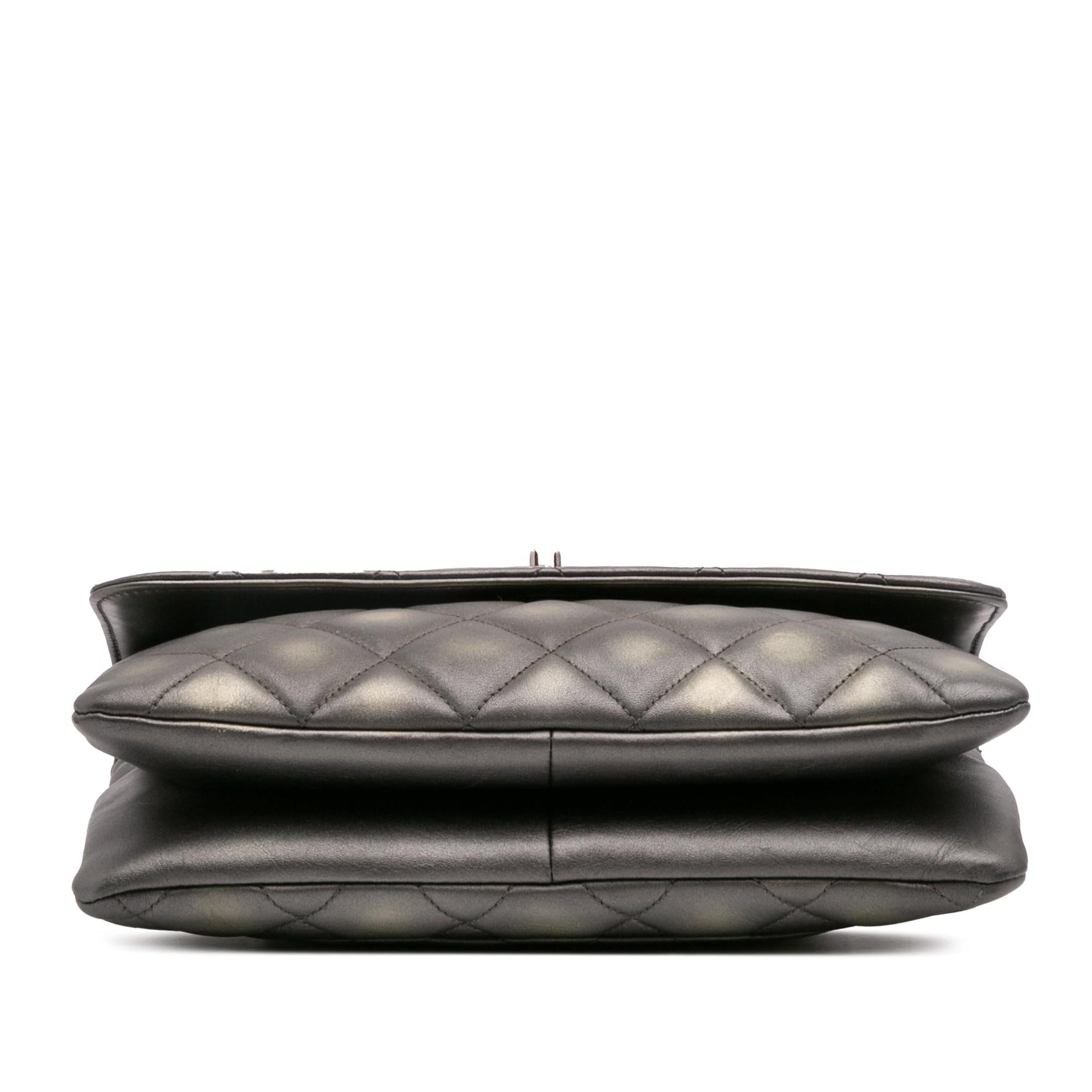 Chanel Quilted Handbag Chanel Quilted