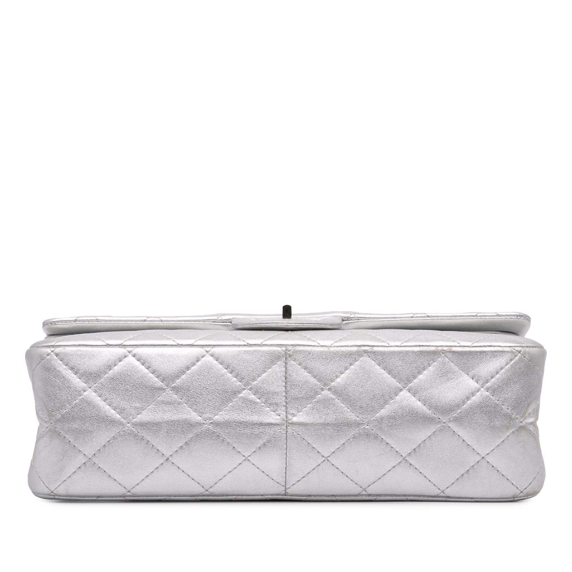Chanel Reissue 2.55 Handbag
