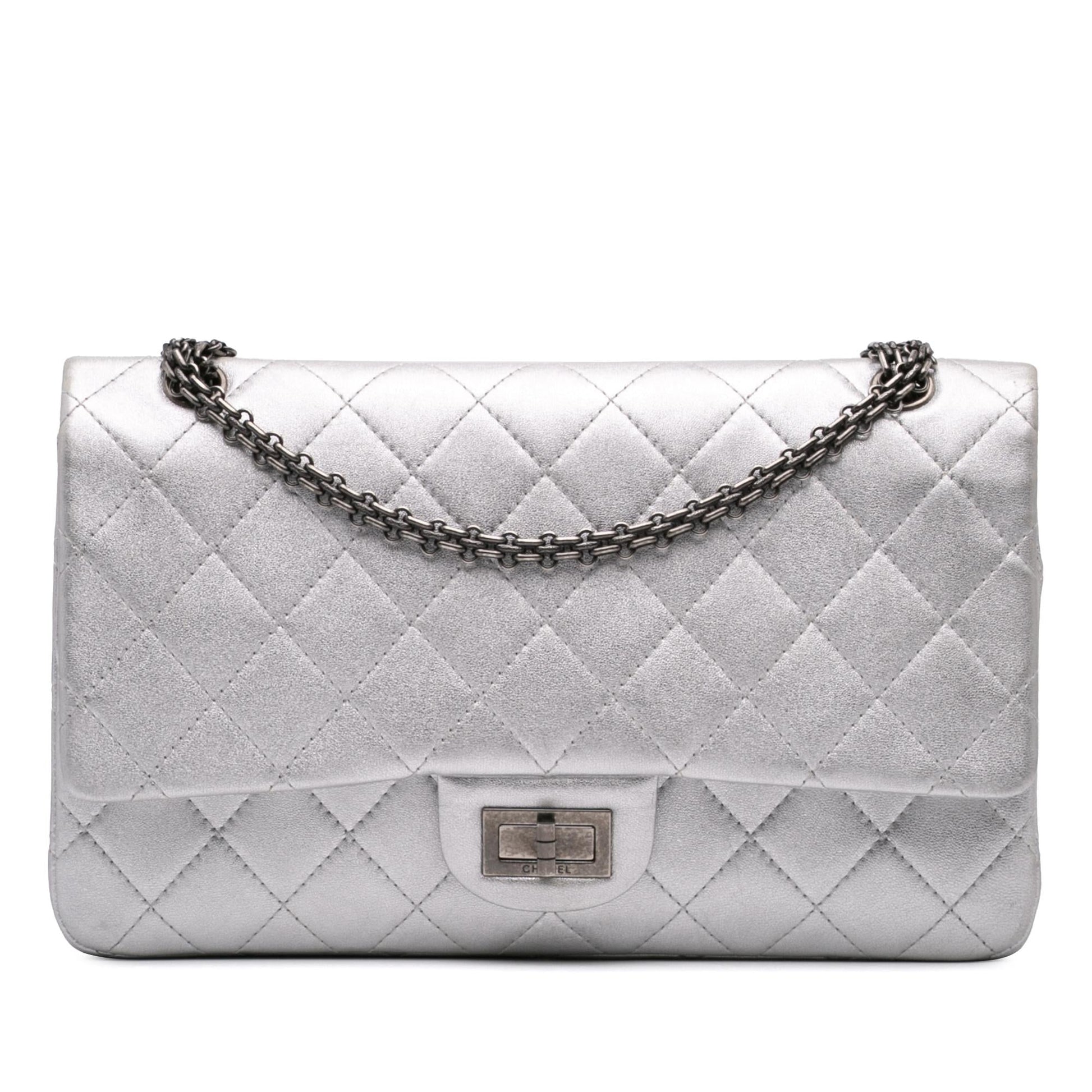 Chanel Reissue 2.55 Handbag