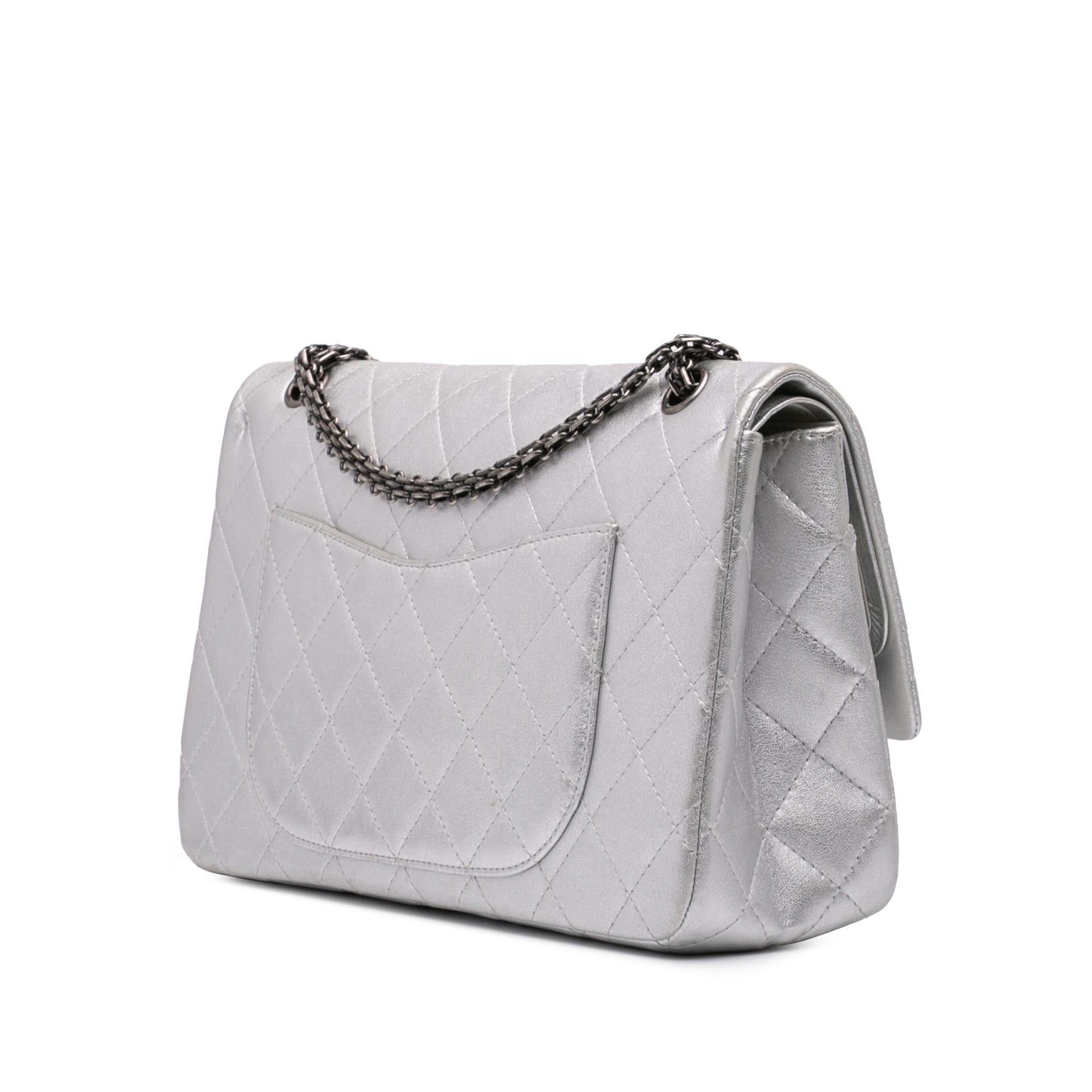 Chanel Reissue 2.55 Handbag