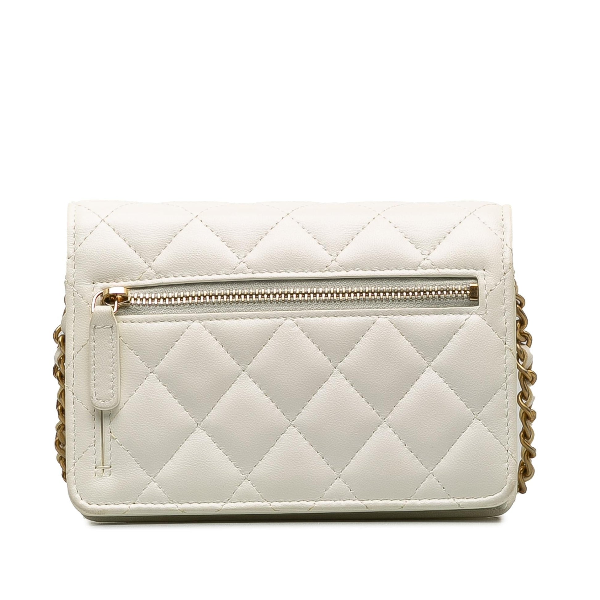 Chanel Romance Lambskin On SHG-O9aGrO Wallet Case