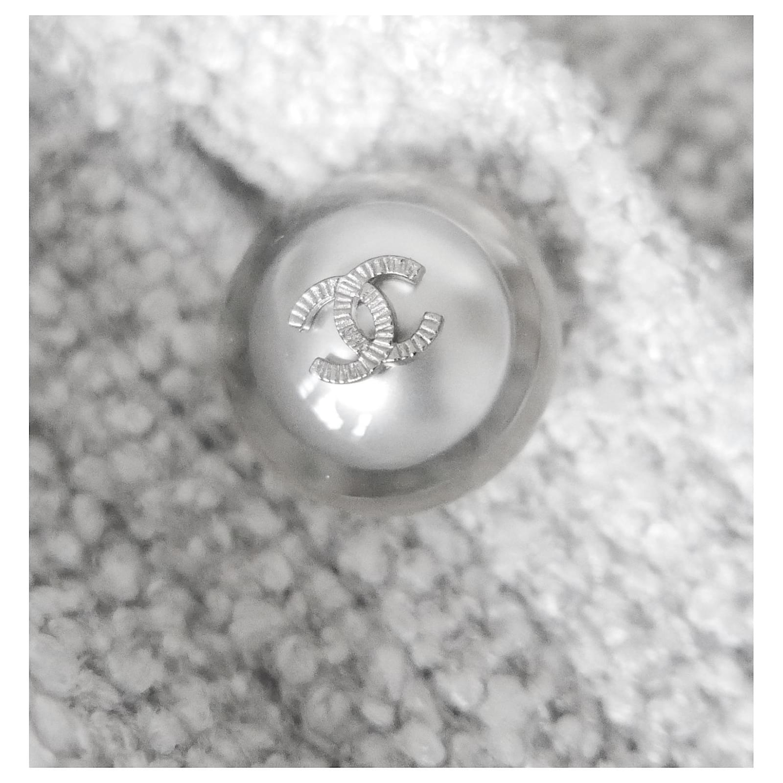 CHANEL PEARLY GRAY FANTASY TWEED JACKET