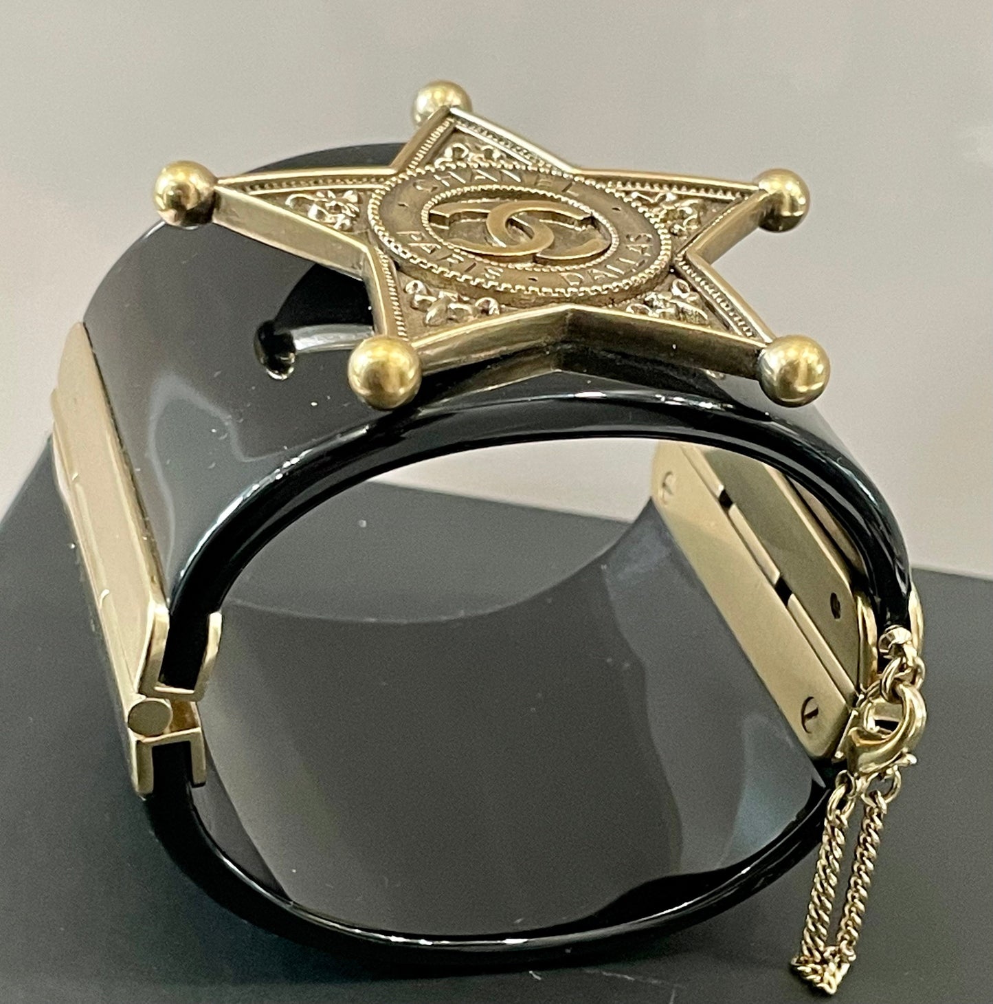 CHANEL SHERIFF STAR WIDE CUFF BRACELET