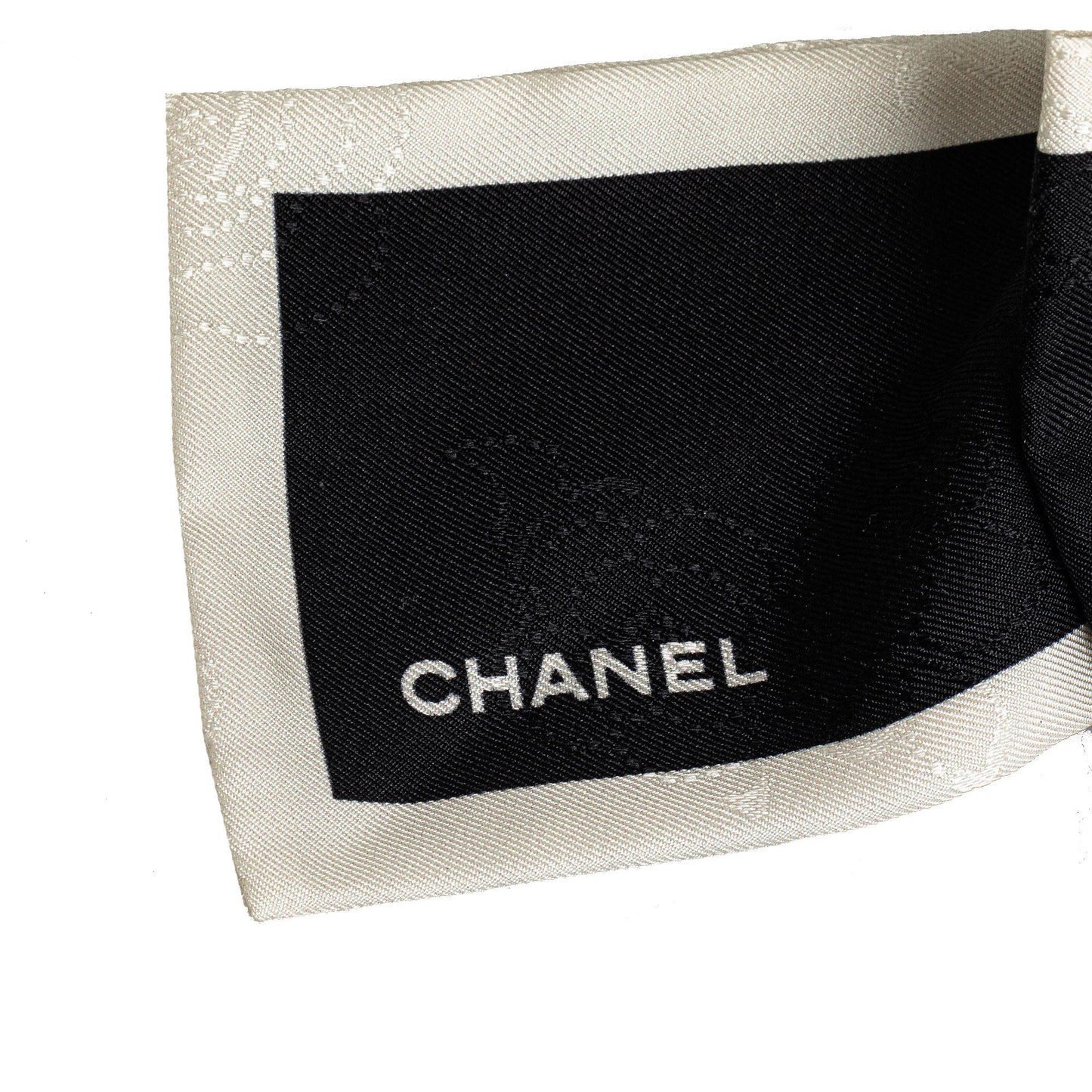 Chanel Silk Cc Bow Scrunchie (Shg-Gxtrwz) Bag