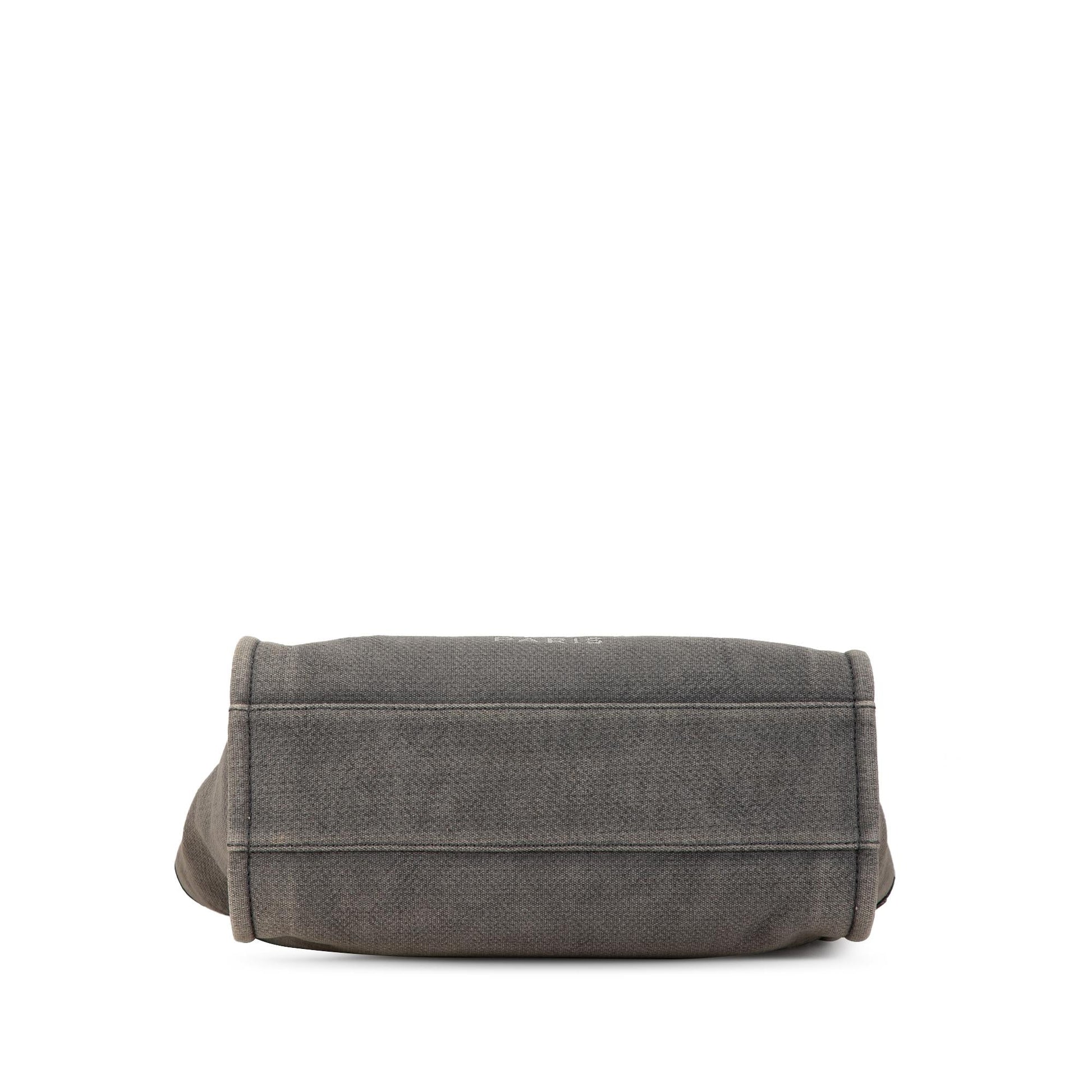 Chanel Deauville SHG-2Pyf4g Small Canvas Tote Bag