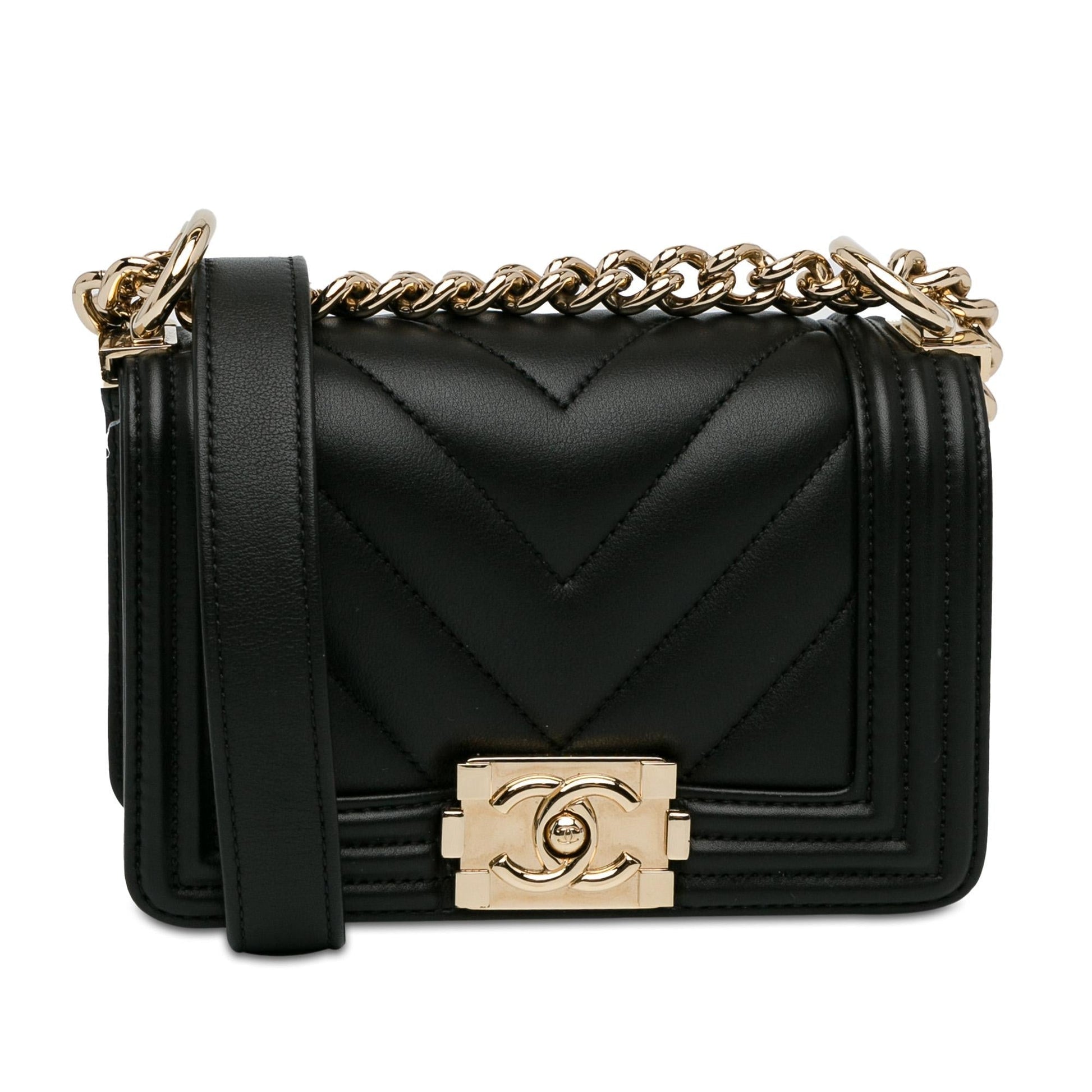 Chanel Chevron Boy Flap SHG-PGXrMi Small Handbag