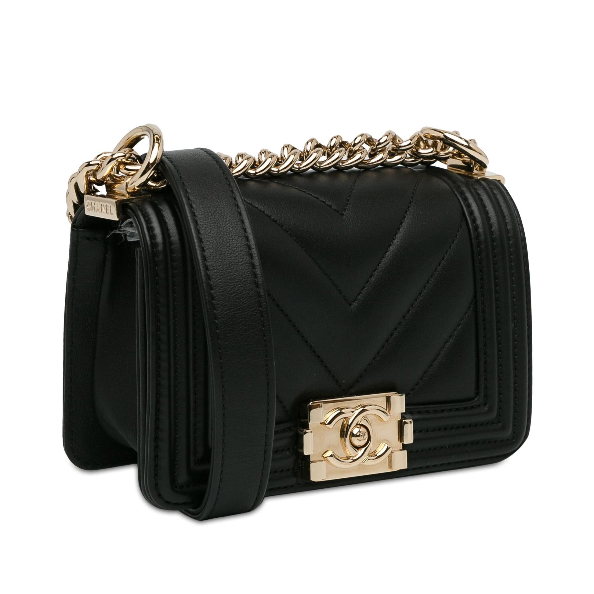 Chanel Chevron Boy Flap SHG-PGXrMi Small Handbag