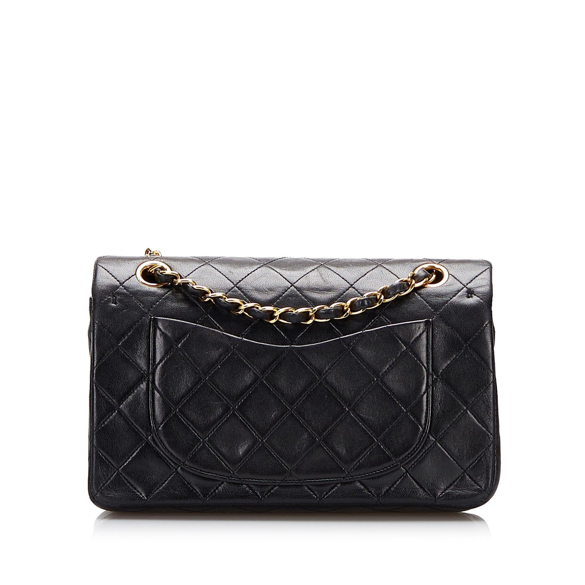 Chanel Classic Lambskin Double Flap SHG-gUWVwm Small Handbag