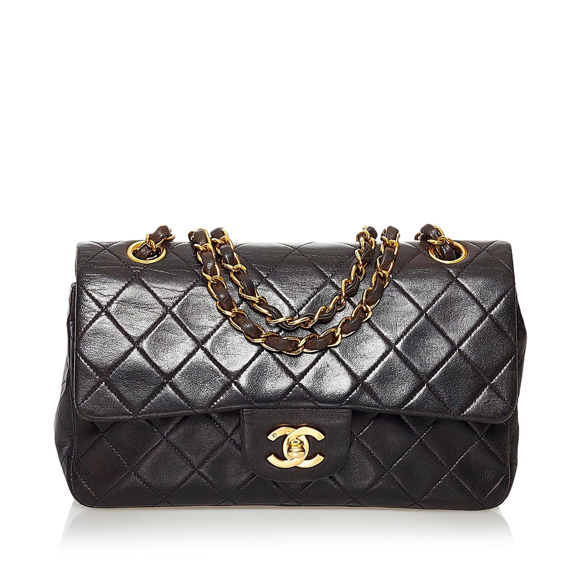 Chanel Classic Lambskin Double Flap SHG-RnAYon Small Handbag