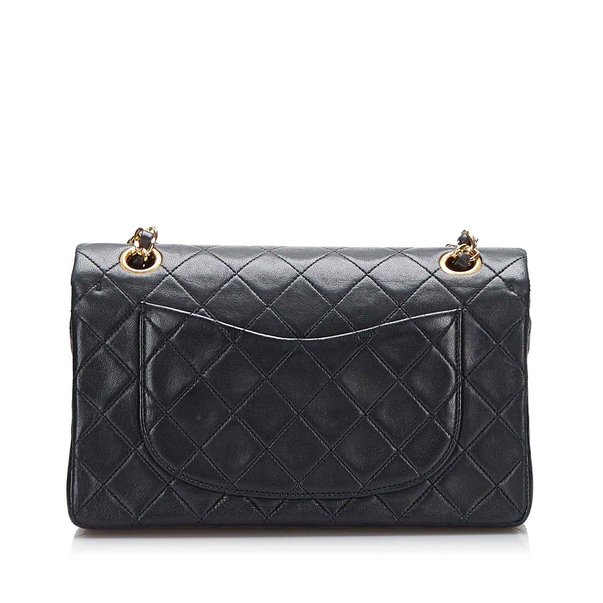 Chanel Classic Lambskin Double Flap SHG-ljuqn8 Small Handbag
