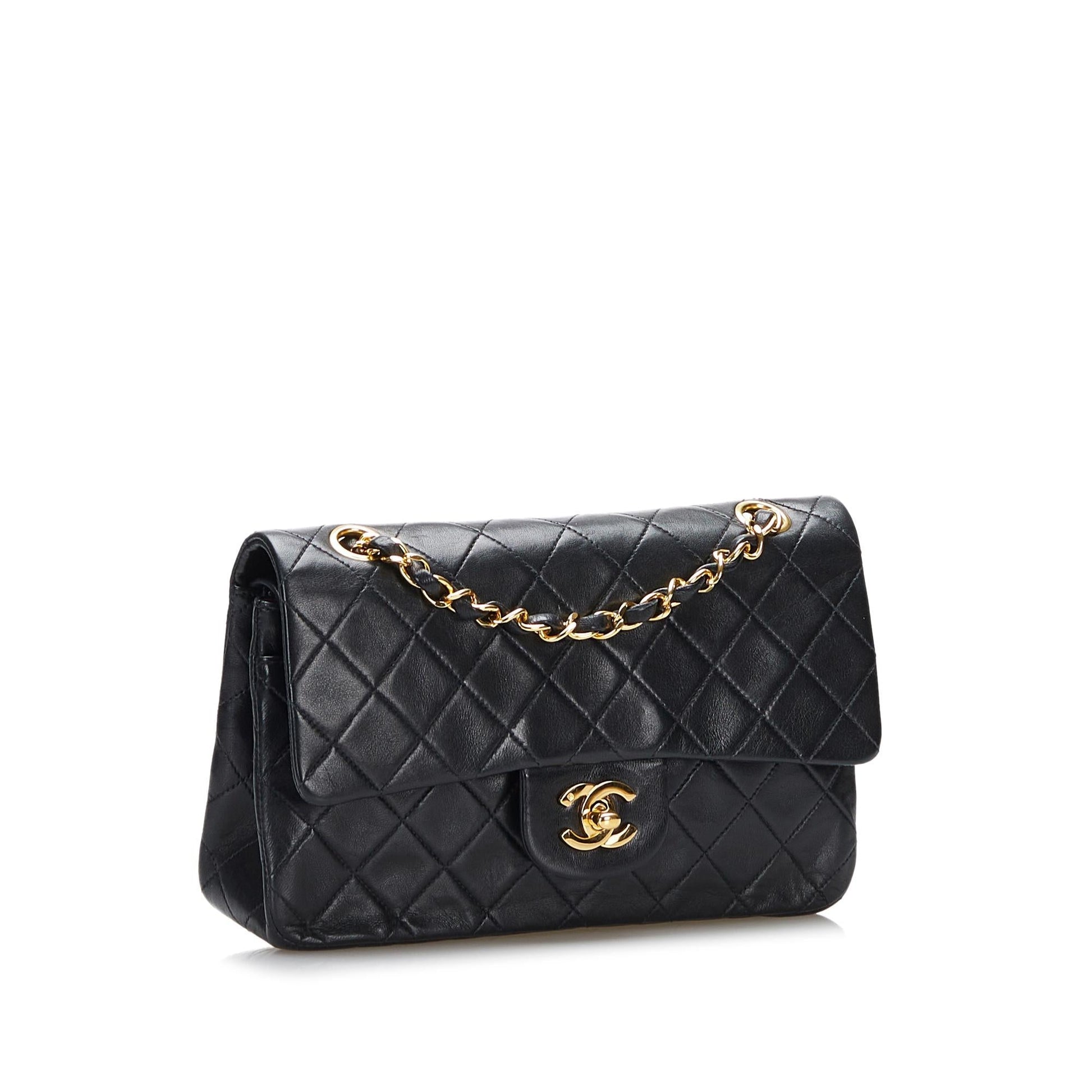 Chanel Classic Lambskin Double Flap SHG-z9lpRx Small Handbag
