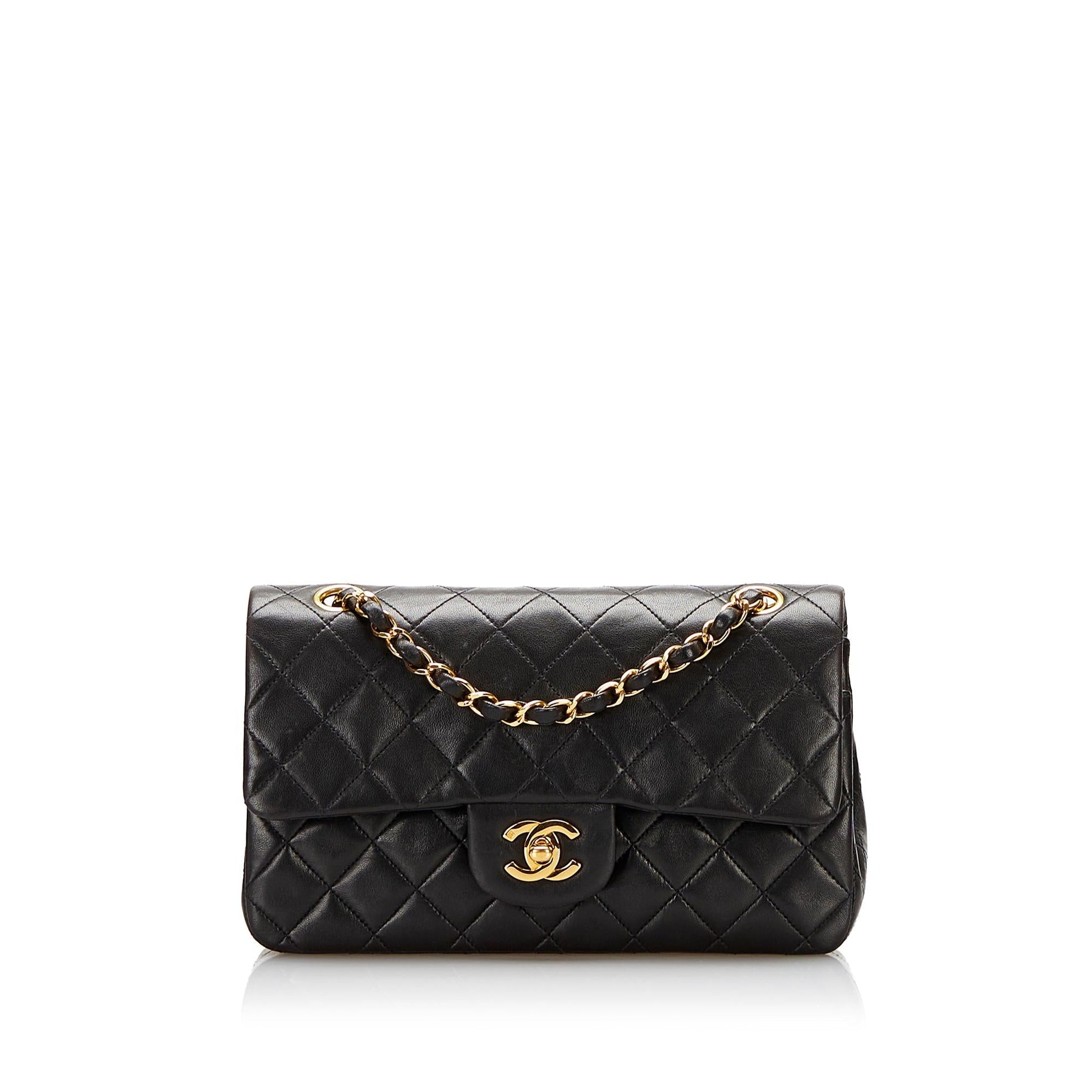 Chanel Classic Lambskin Double Flap SHG-XR662u Small Handbag