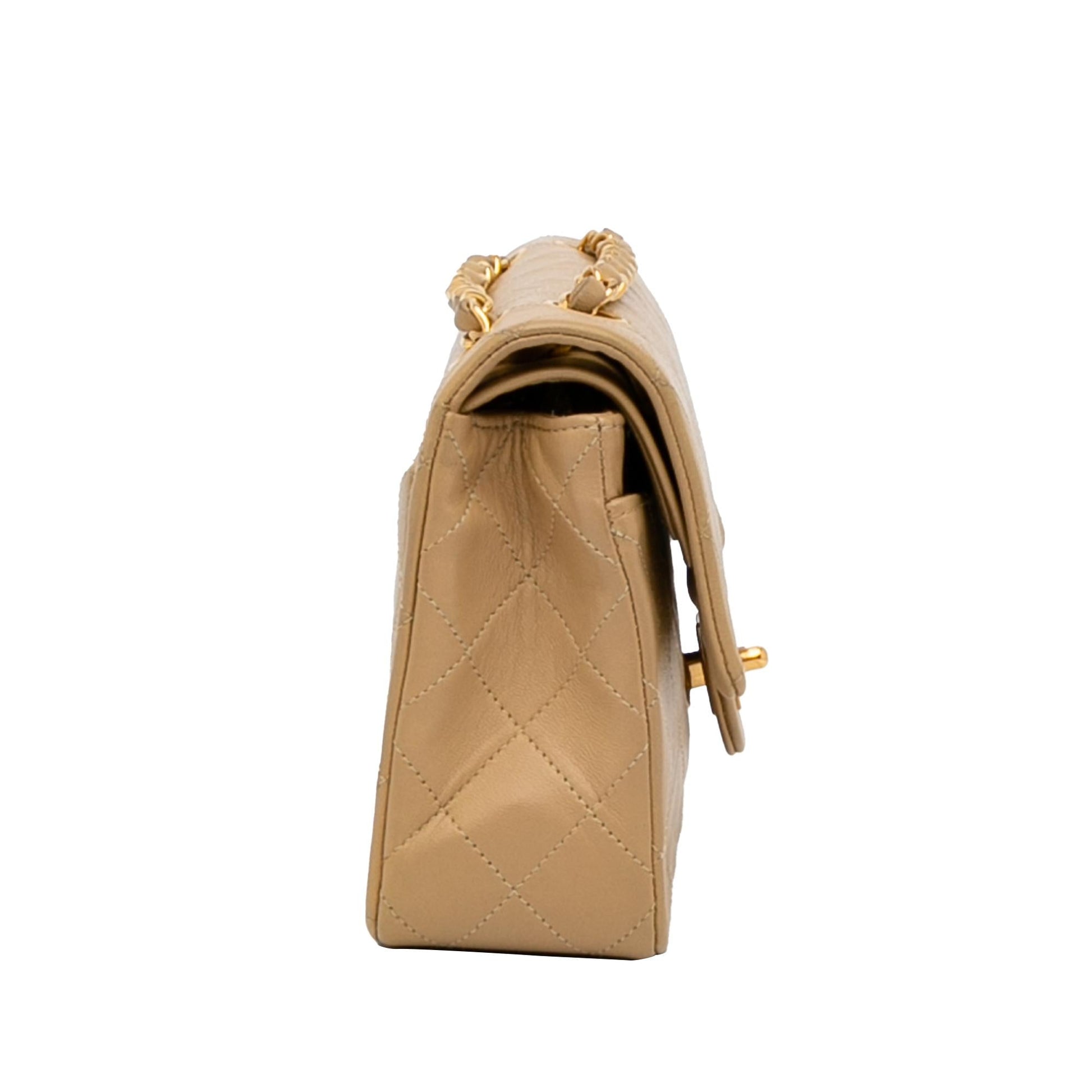 Chanel Classic Lambskin Double Flap SHG-D8Xhs3 Small Handbag
