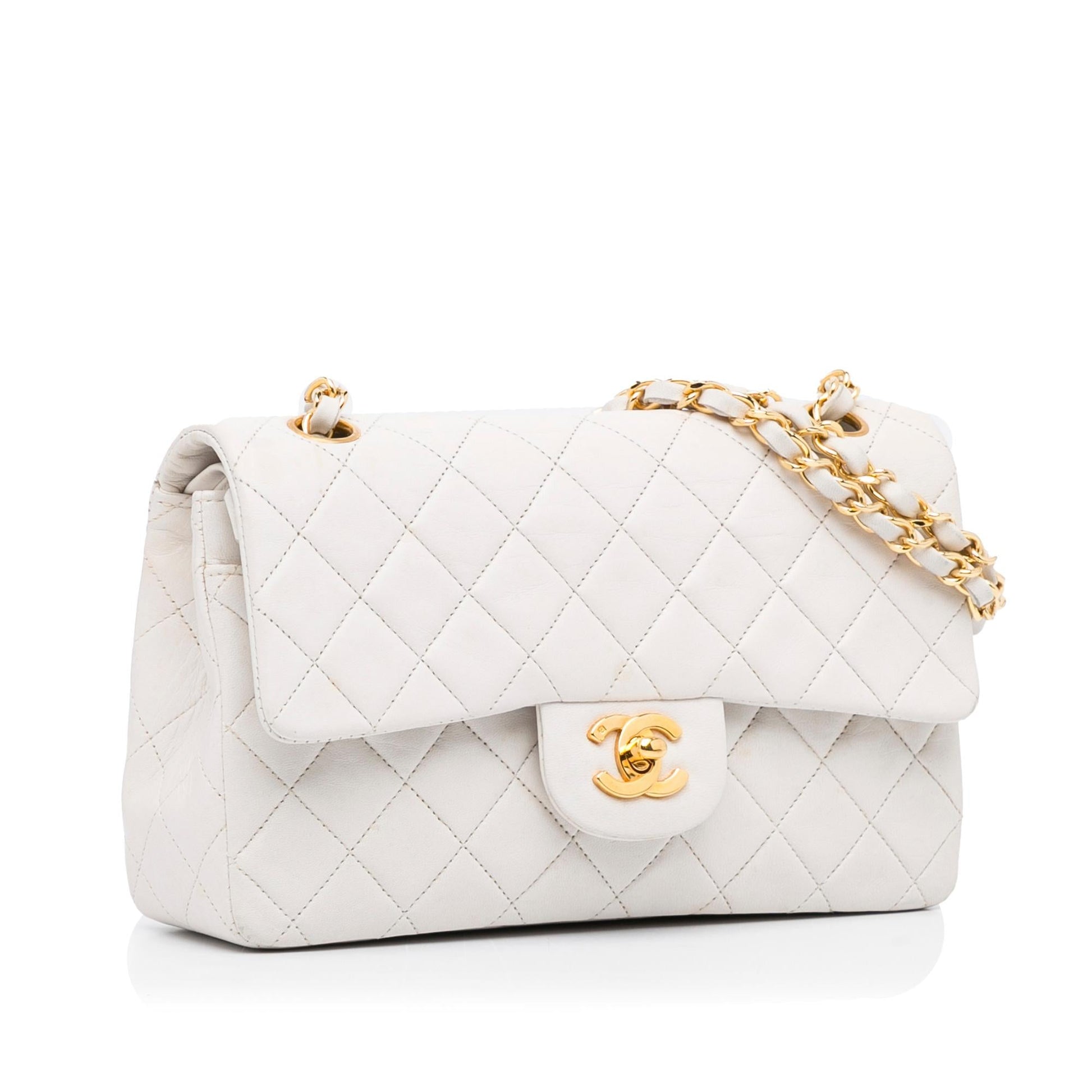 Chanel Classic Lambskin Double Flap SHG-EEst57 Small Handbag
