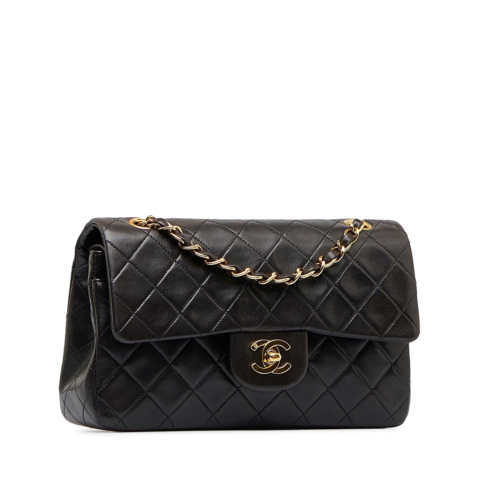 Chanel Classic Lambskin Double Flap SHG-XyrSNo Small Handbag