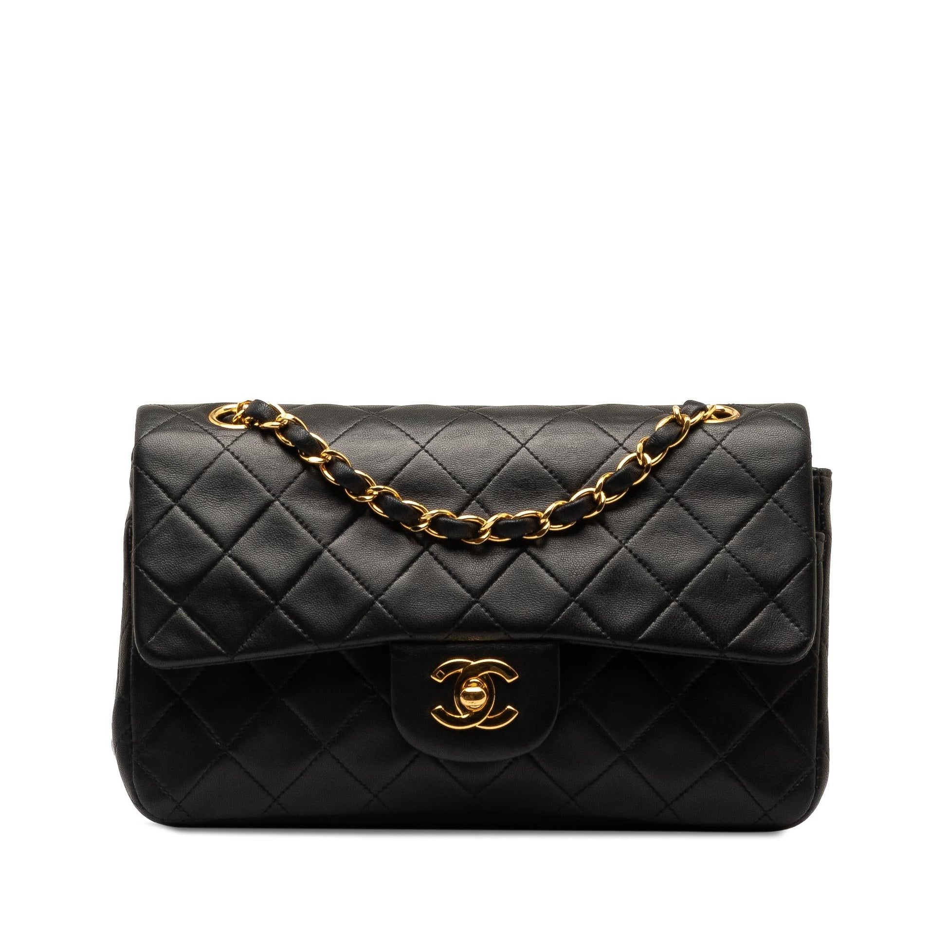 Chanel Classic Lambskin Double Flap SHG-asIK7n Small Handbag