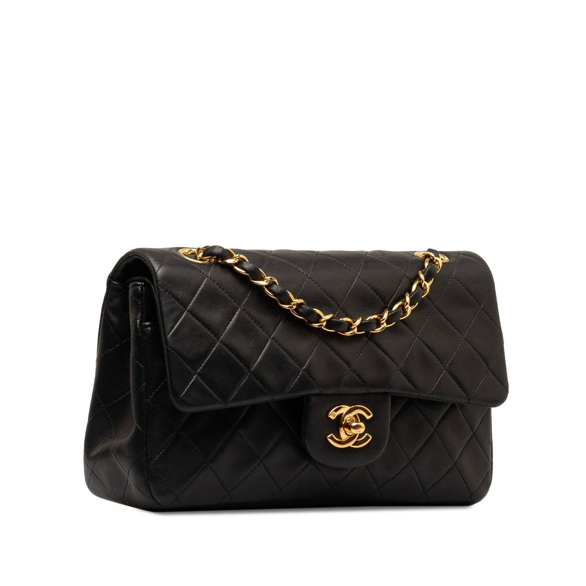 Chanel Classic Lambskin Double Flap SHG-asIK7n Small Handbag