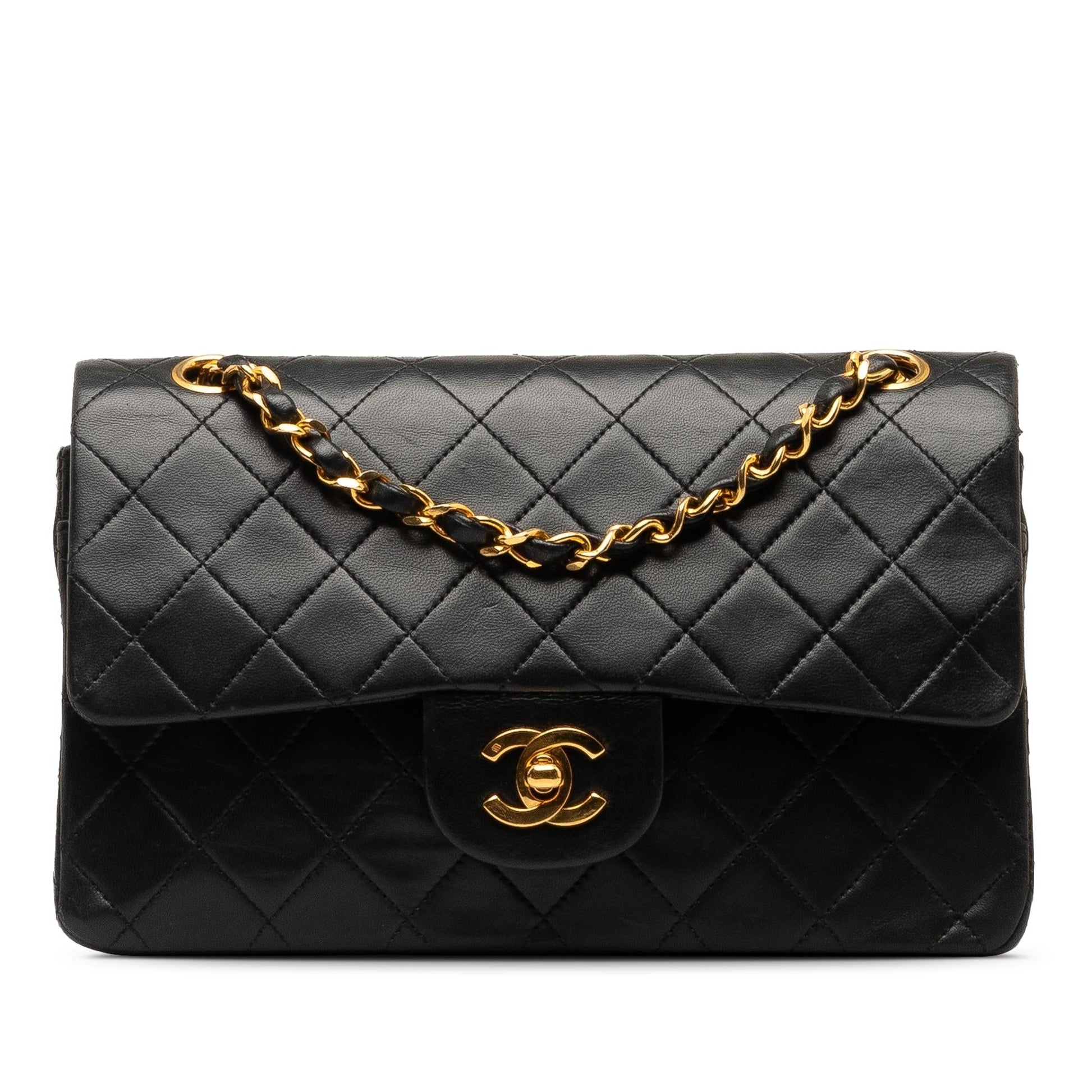 Chanel Small Classic Lambskin Double Flap (SHG-RTXYTz)