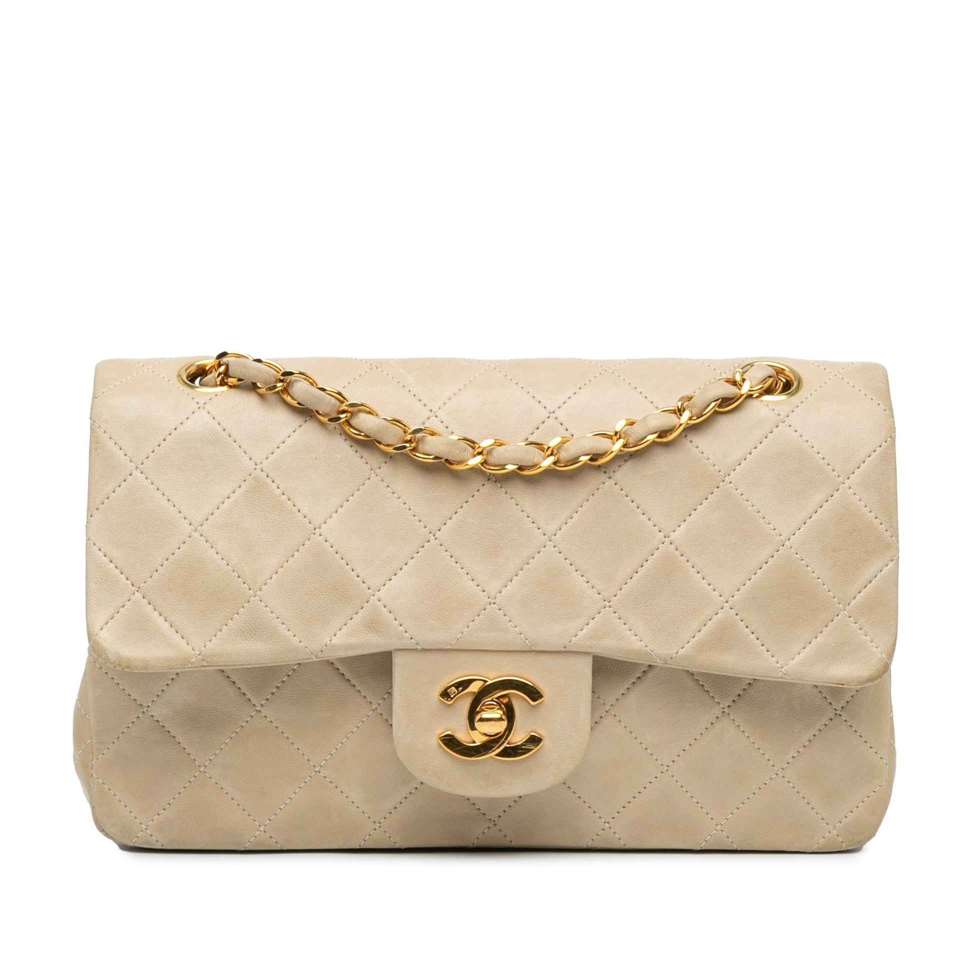 Chanel Classic Lambskin Double Flap SHG-dmJ7nr Small Handbag