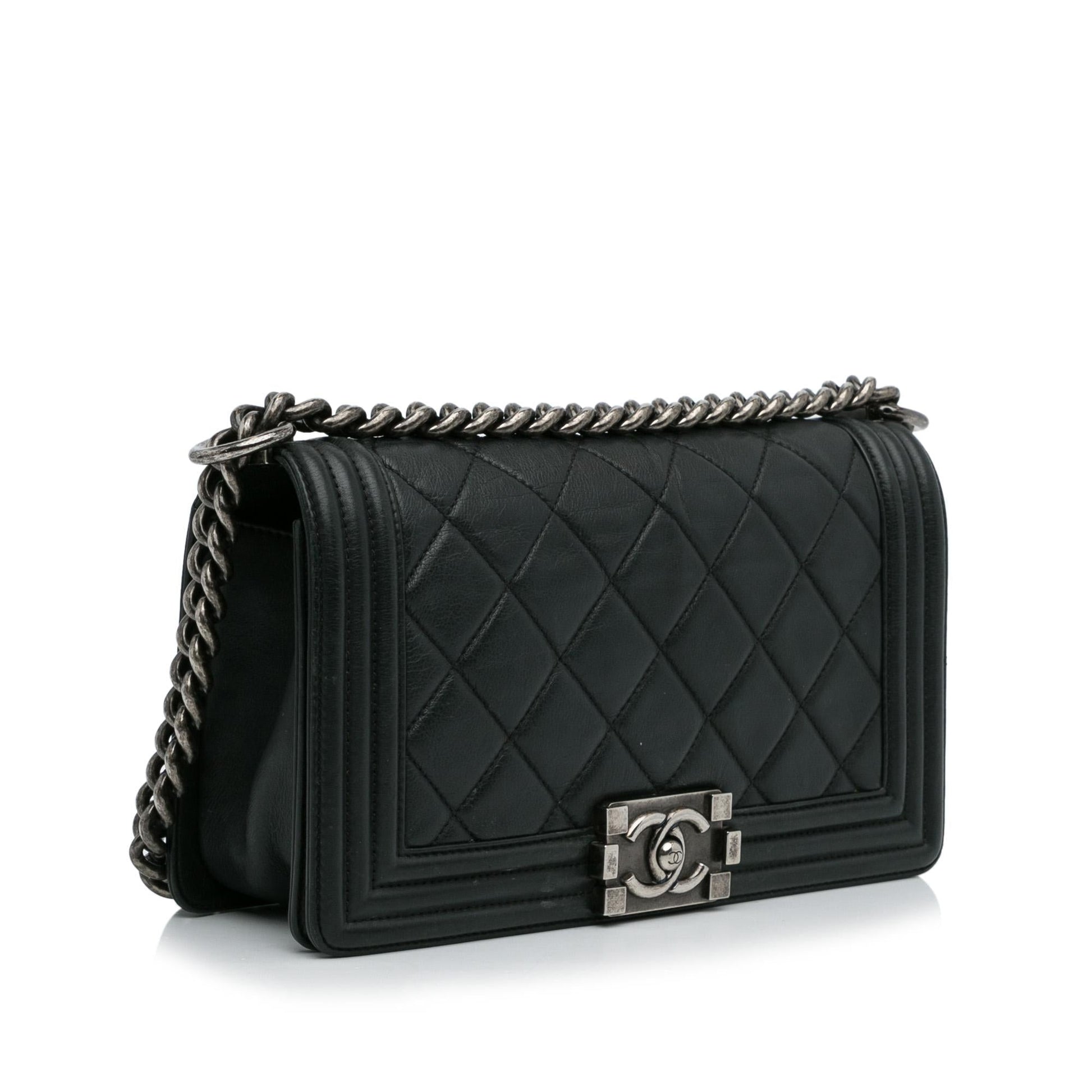 Chanel Lambskin Boy Flap SHG-kO989R Small Handbag