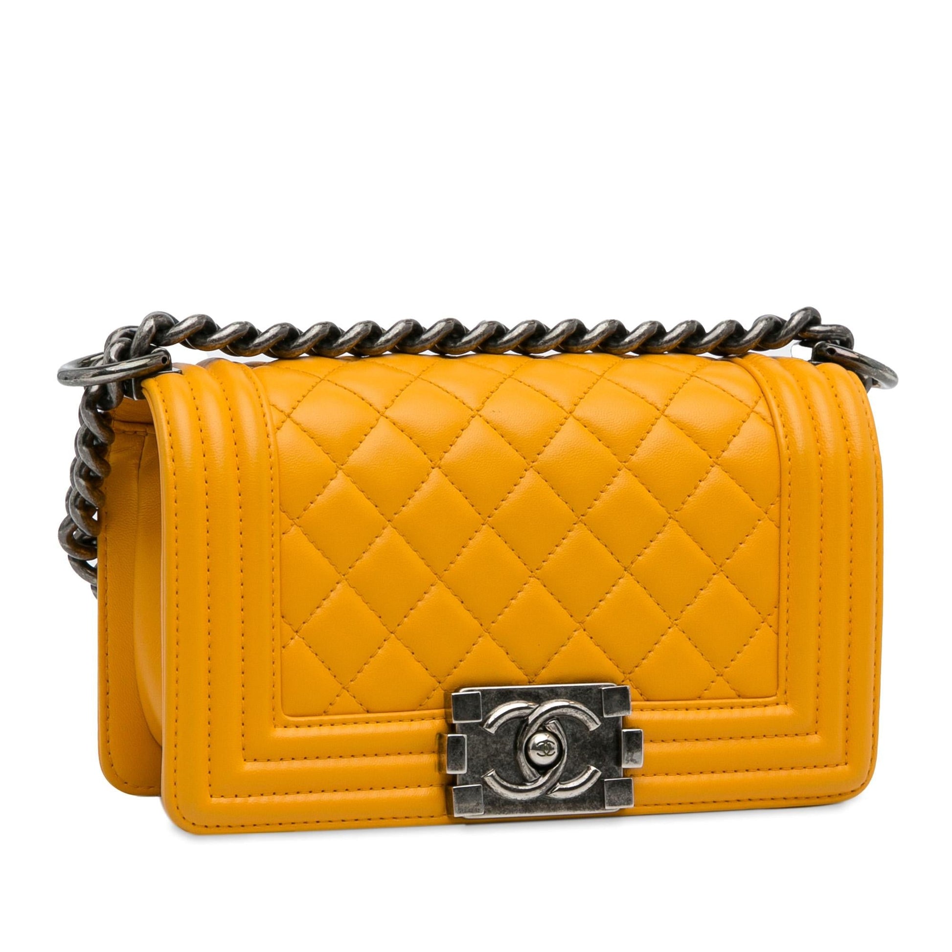 Chanel Lambskin Boy Flap SHG-TzClIp Small Handbag