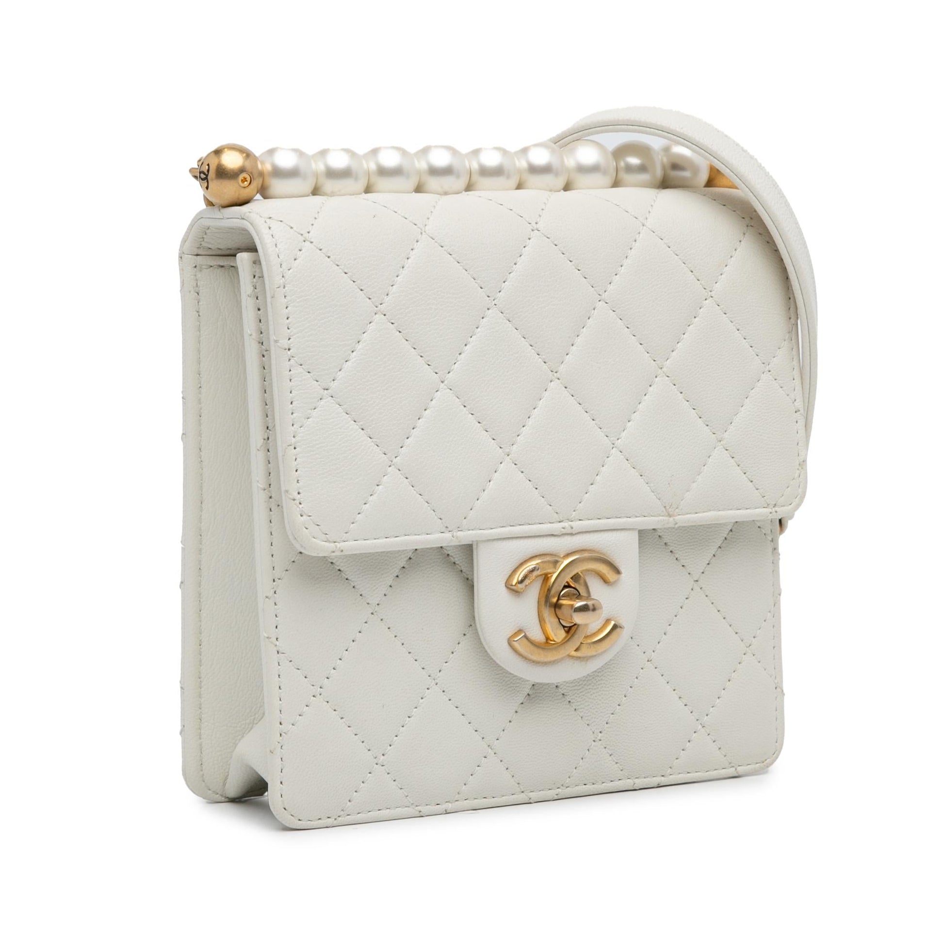 Chanel Lambskin Chic Pearls Flap SHG-YnWZht Small Handbag