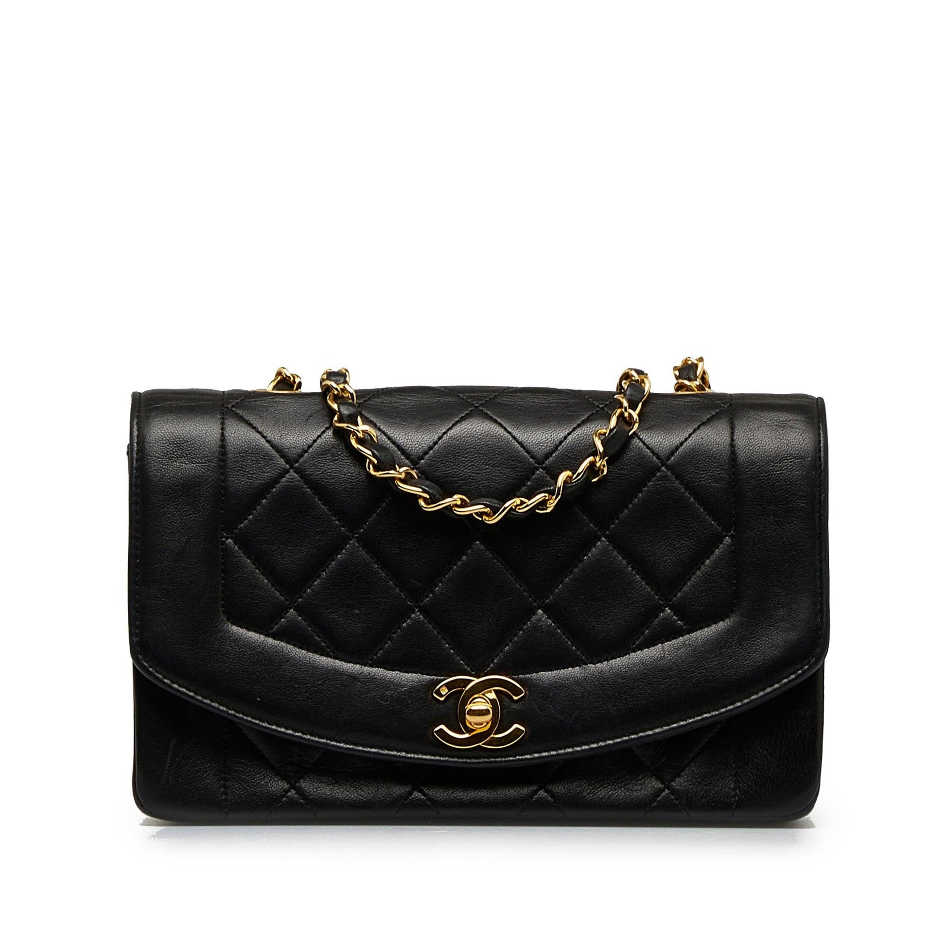 Chanel Lambskin Diana SHG-Qg8icT Small Handbag