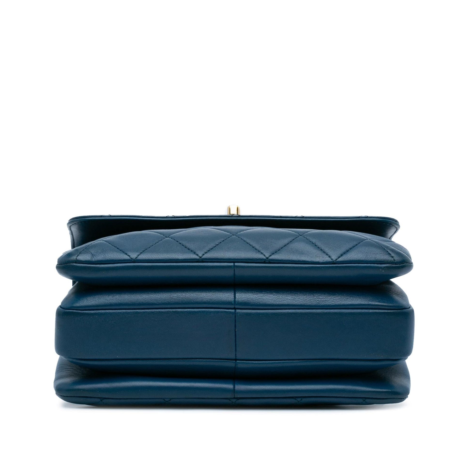 Chanel Small Lambskin Trendy CC Flap (SHG-82w9HK)