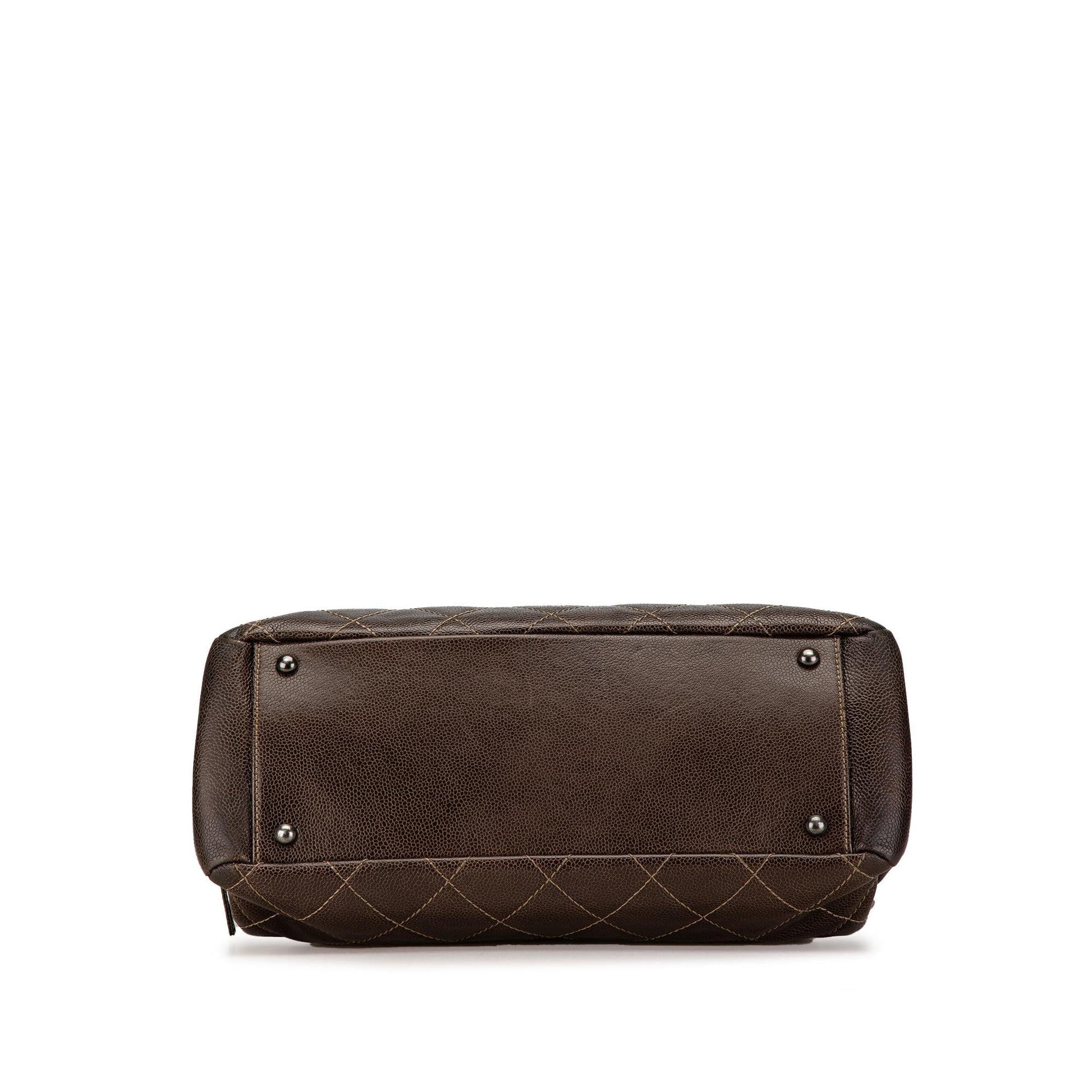 Chanel Quilted Caviar Chic SHG-RUXzte Small Tote Bag