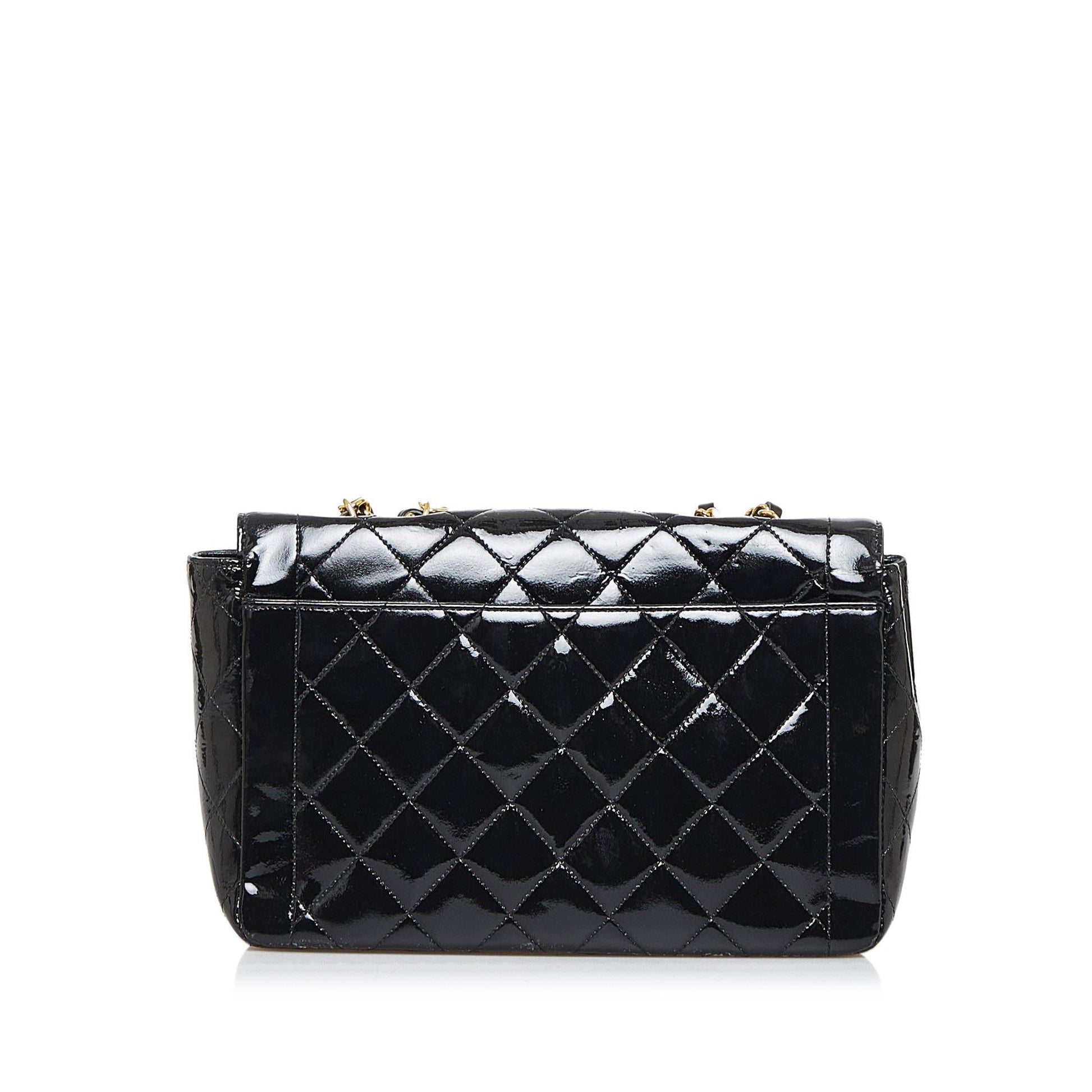 Chanel Quilted Patent Border Flap SHG-aW2dYK Small Shoulder Bag