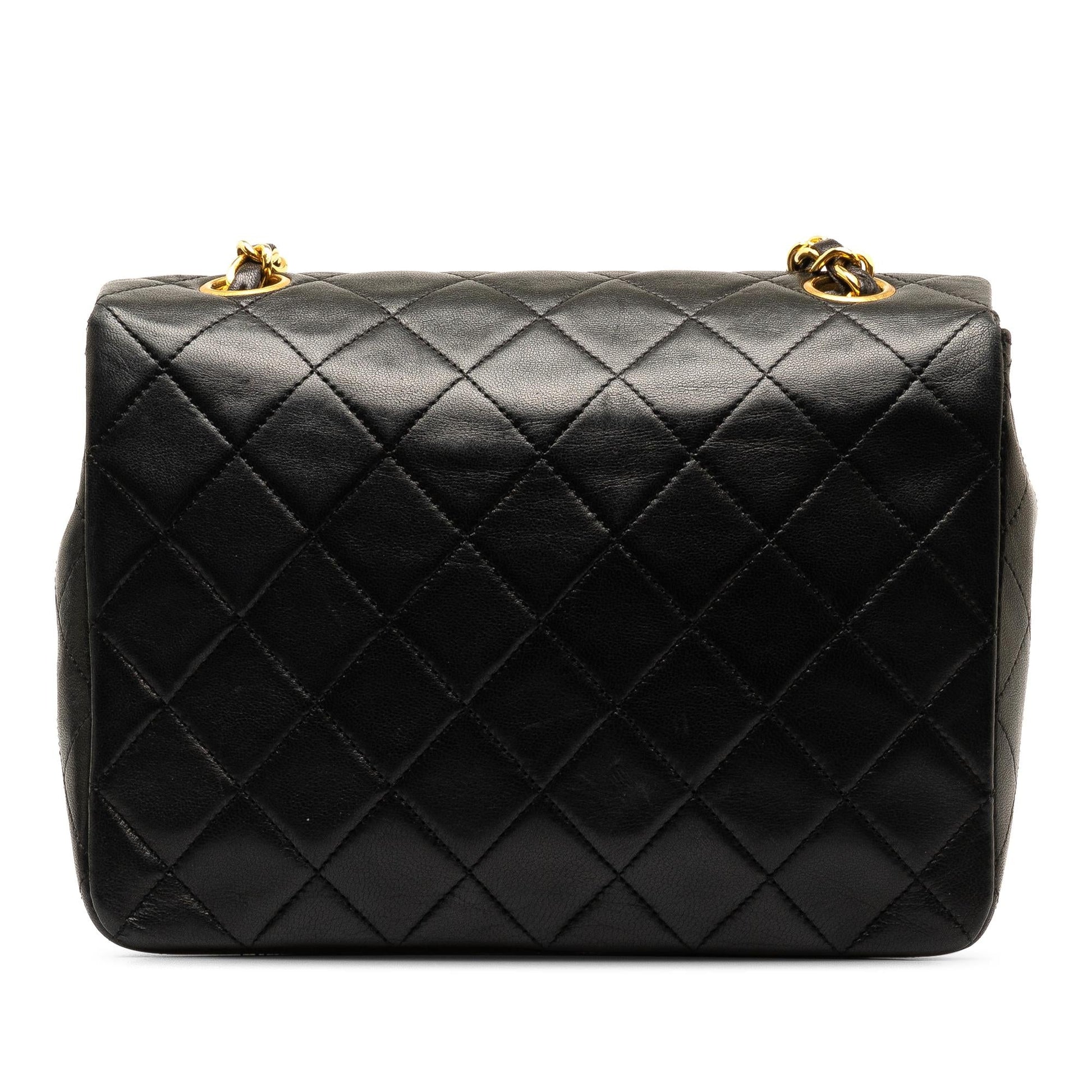 Chanel Square Classic Quilted Lambskin Flap SHG-UItkKW Handbag