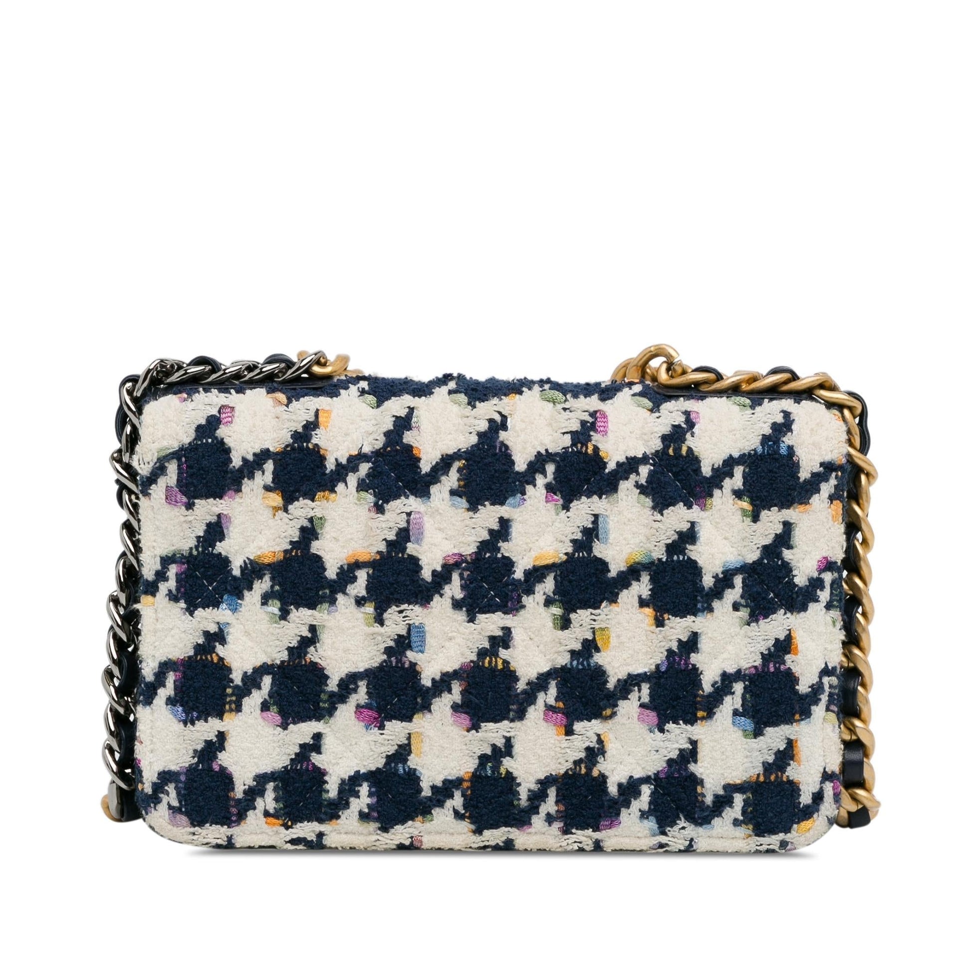Chanel Tweed 19 On Wallet Case