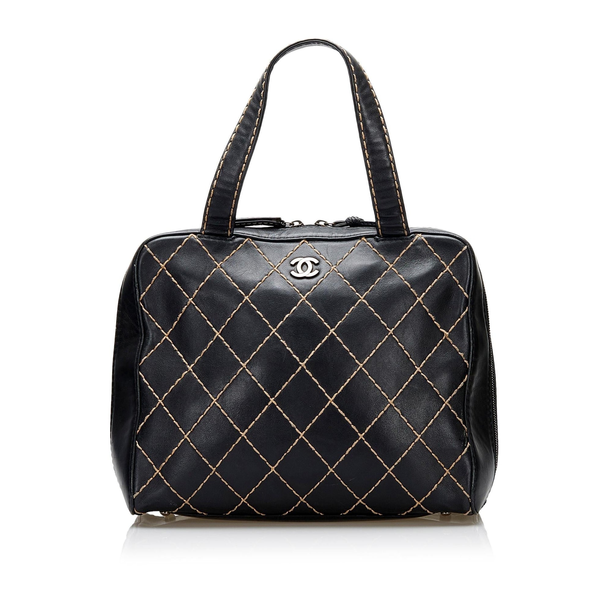 Chanel Wild Stitch SHG-N5J5VD Leather Handbag