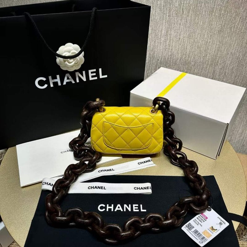 Chanel Chanel Flap Bag Bg02144 Handbag