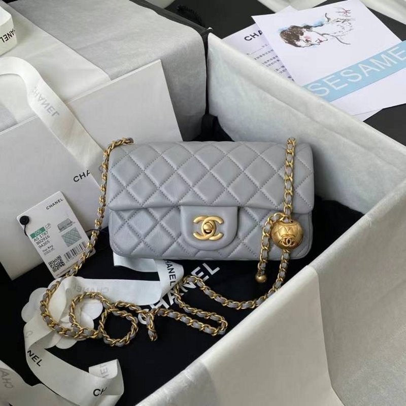 Chanel Chanel Flap Bag Bg02802 Handbag