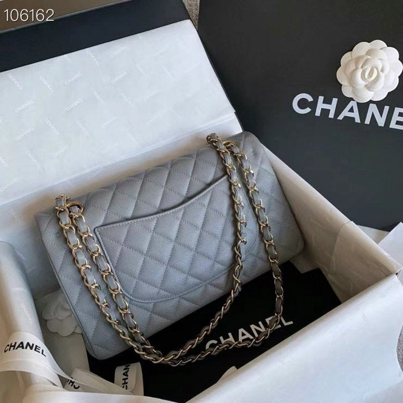 Chanel Chanel Flap Bag Bg0525028 Handbag