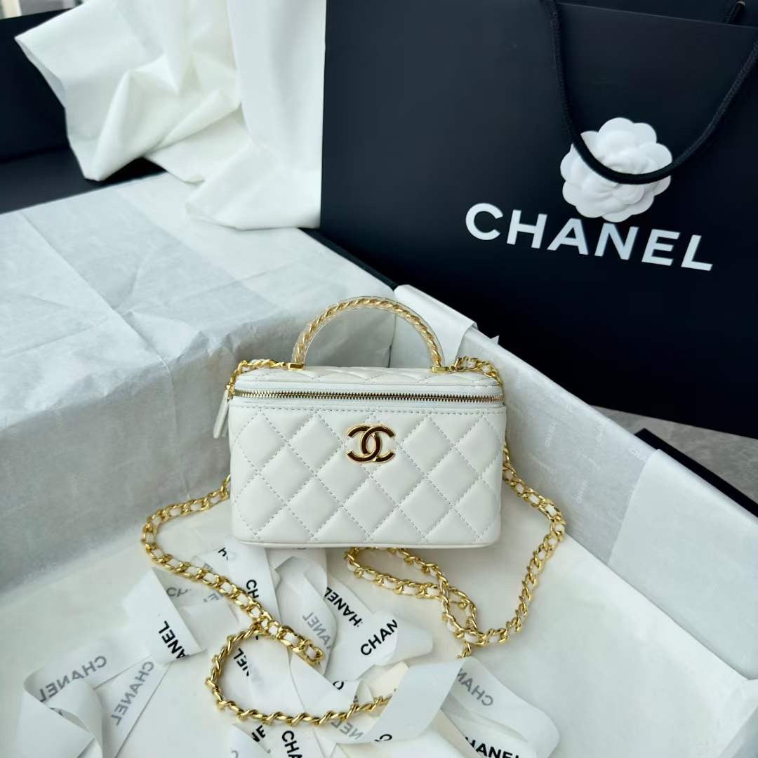Chanel Makeup Box Handbag Box Bg030571