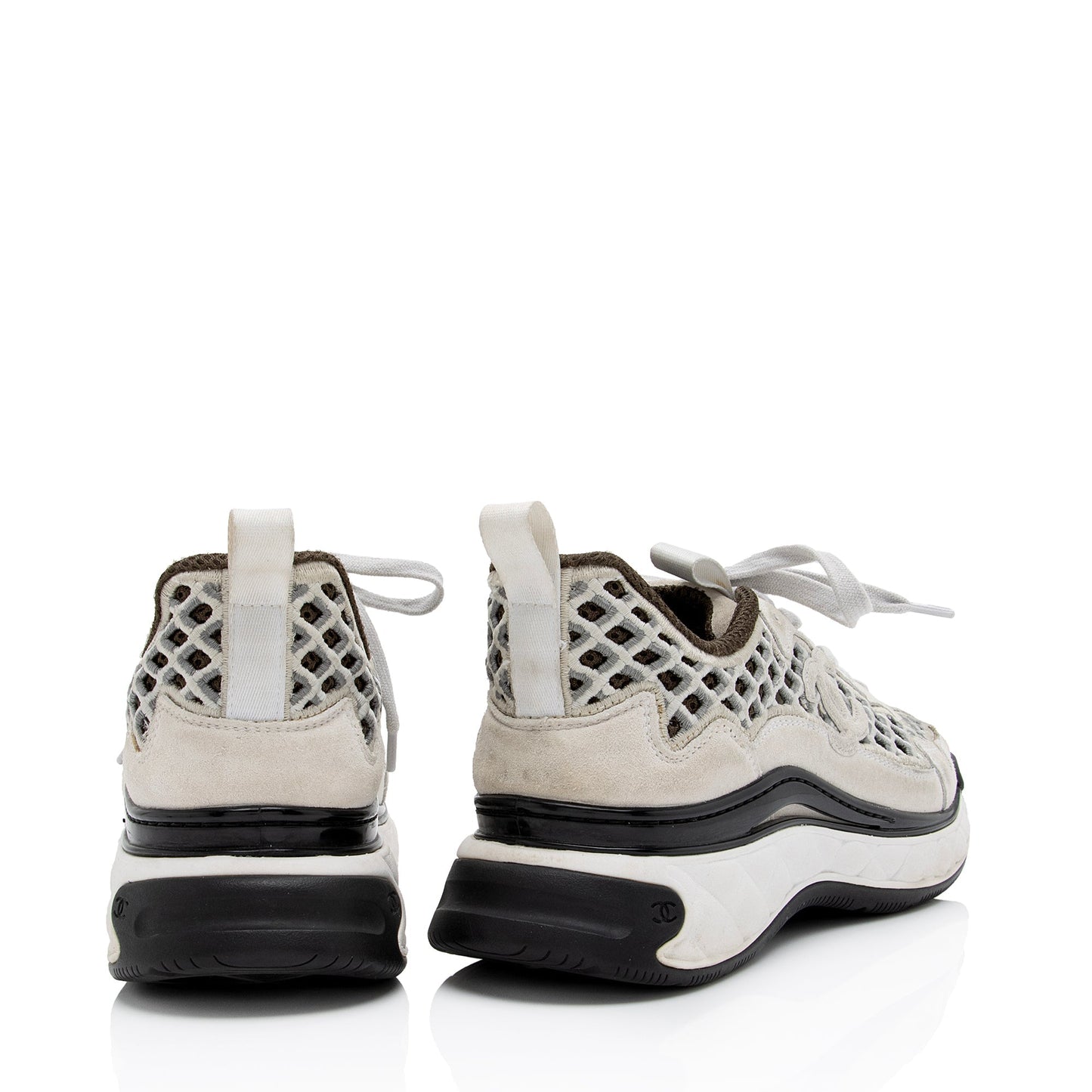 Chanel Suede Calfskin Embroidered Cc Sneakers - Size 8 38 ( )