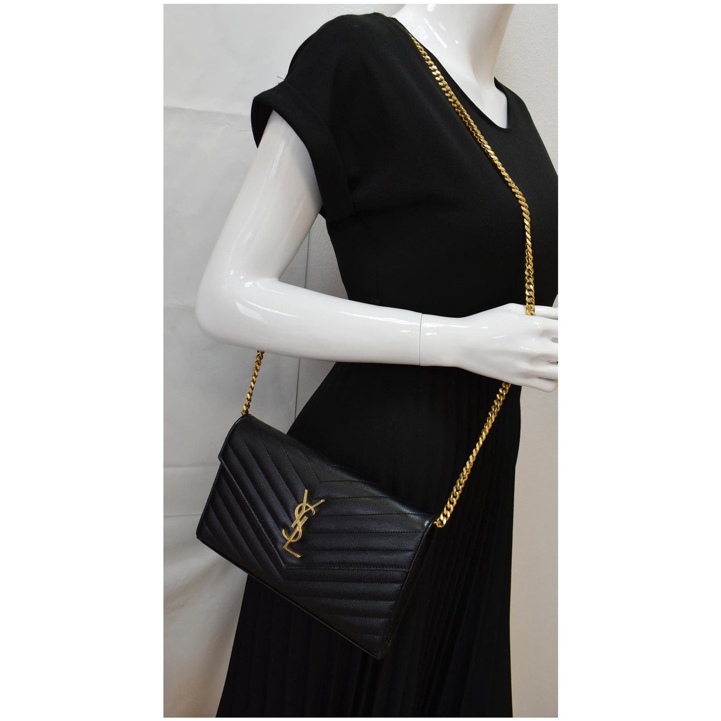 YSL Saint Laurent Saint Envelope Crossbody Chain Wallet Leather Monogram Crossbody Bag Black 2