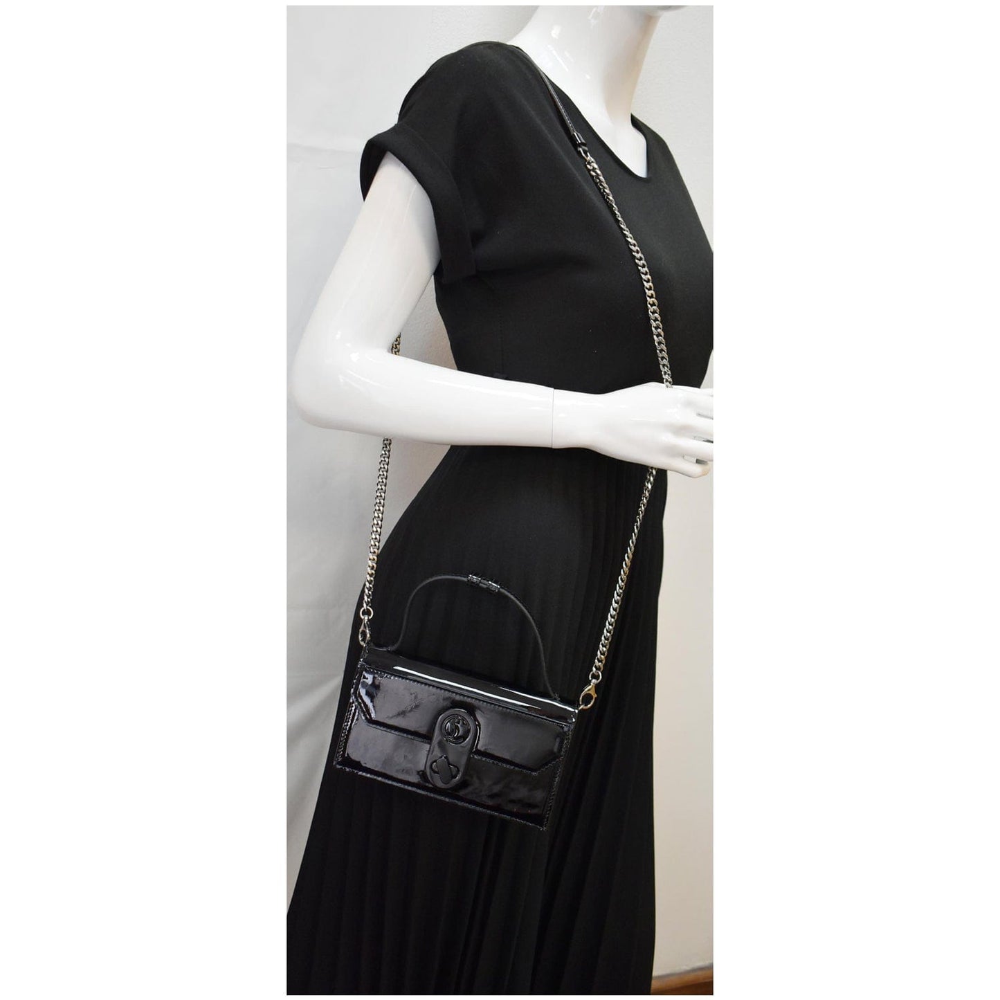 Elisa Baguette New Rep Clutch Bag Leather Black