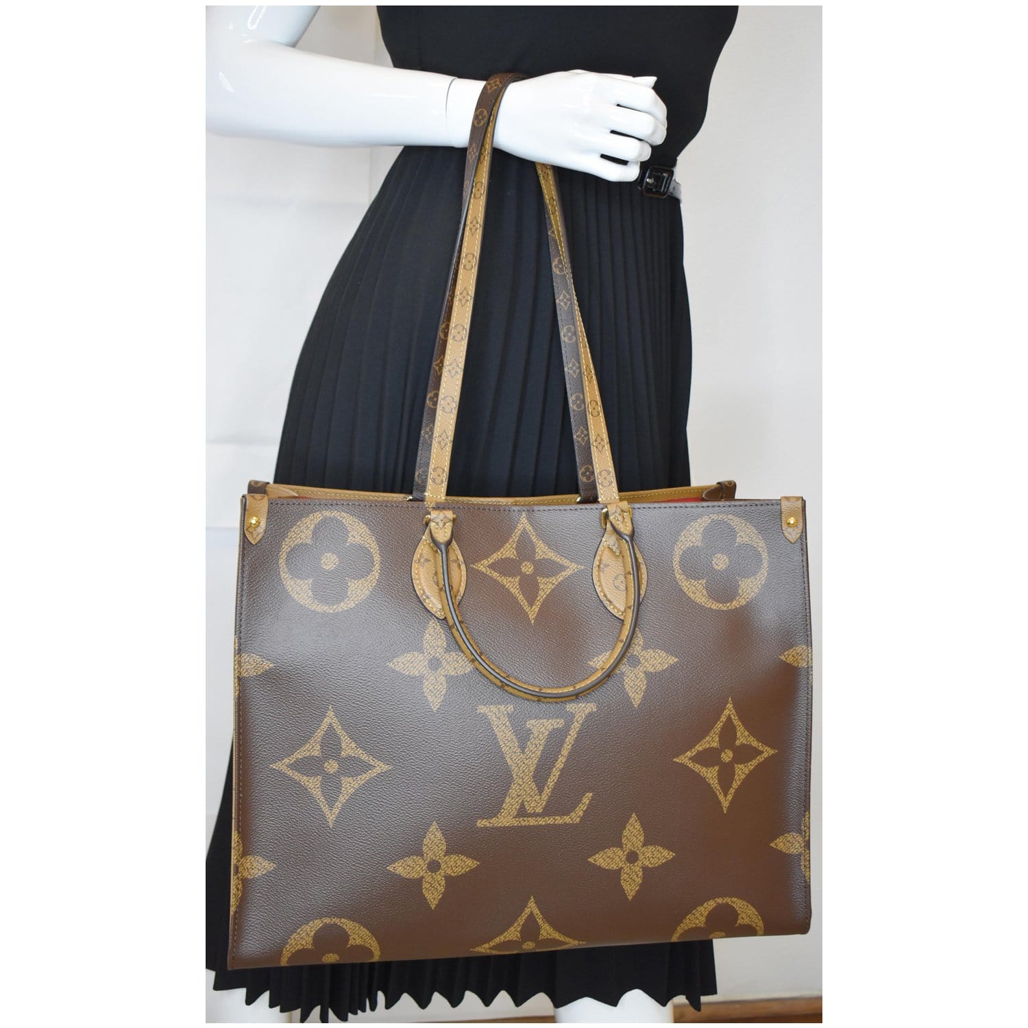 Louis Onthego Gm Reverse Giant Shoulder Bag Canvas Monogram